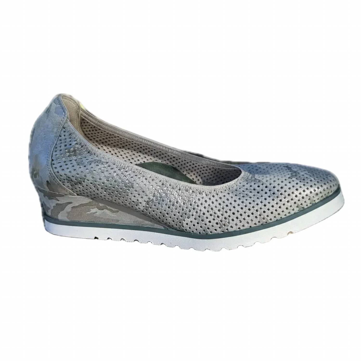 Bella Comforto - Women's Joy Slip-on Wedge