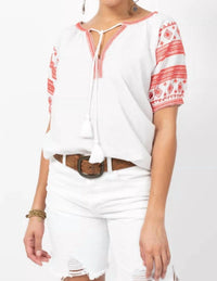 Ivy Jane - Borderline Sleeves Top