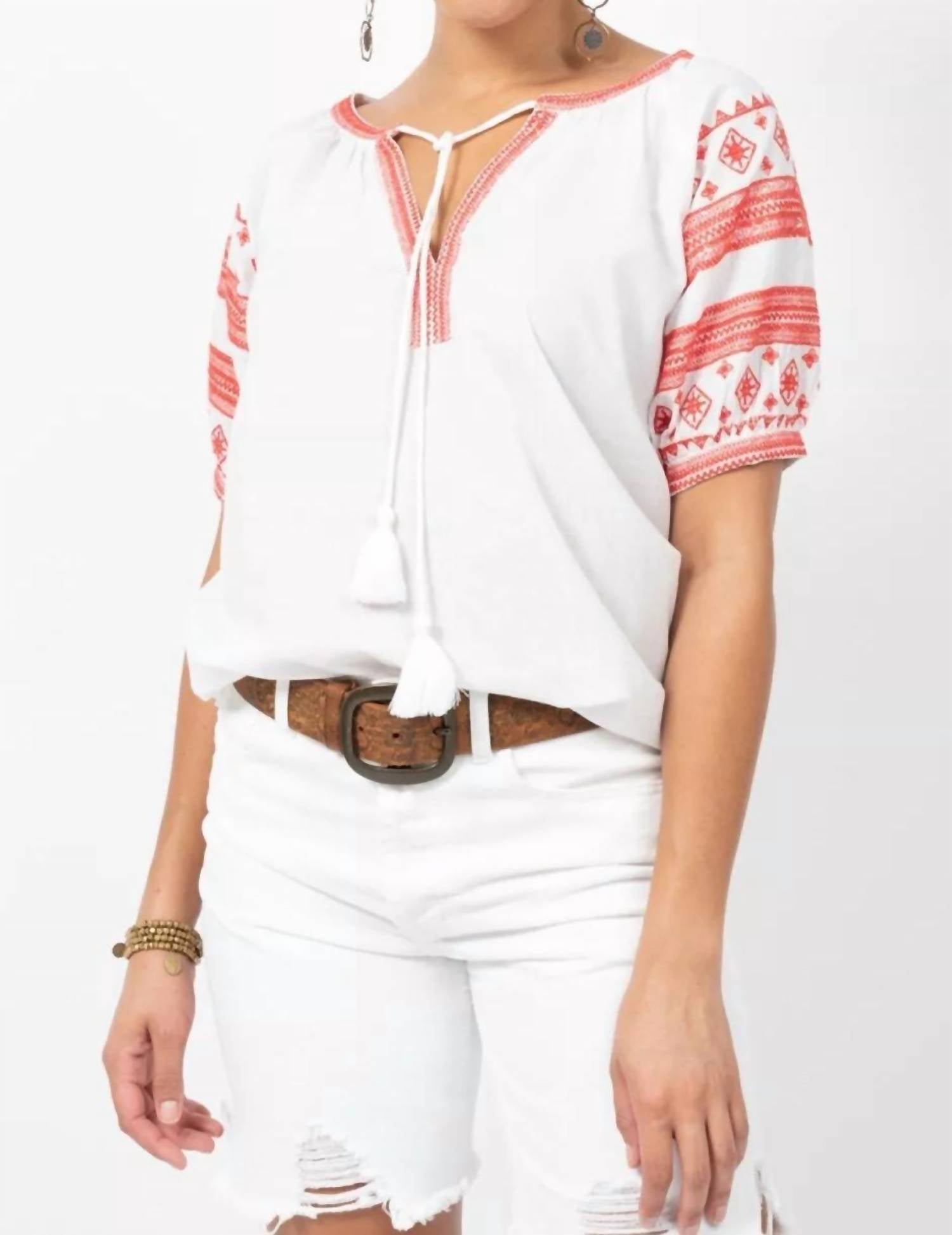 Ivy Jane - Borderline Sleeves Top