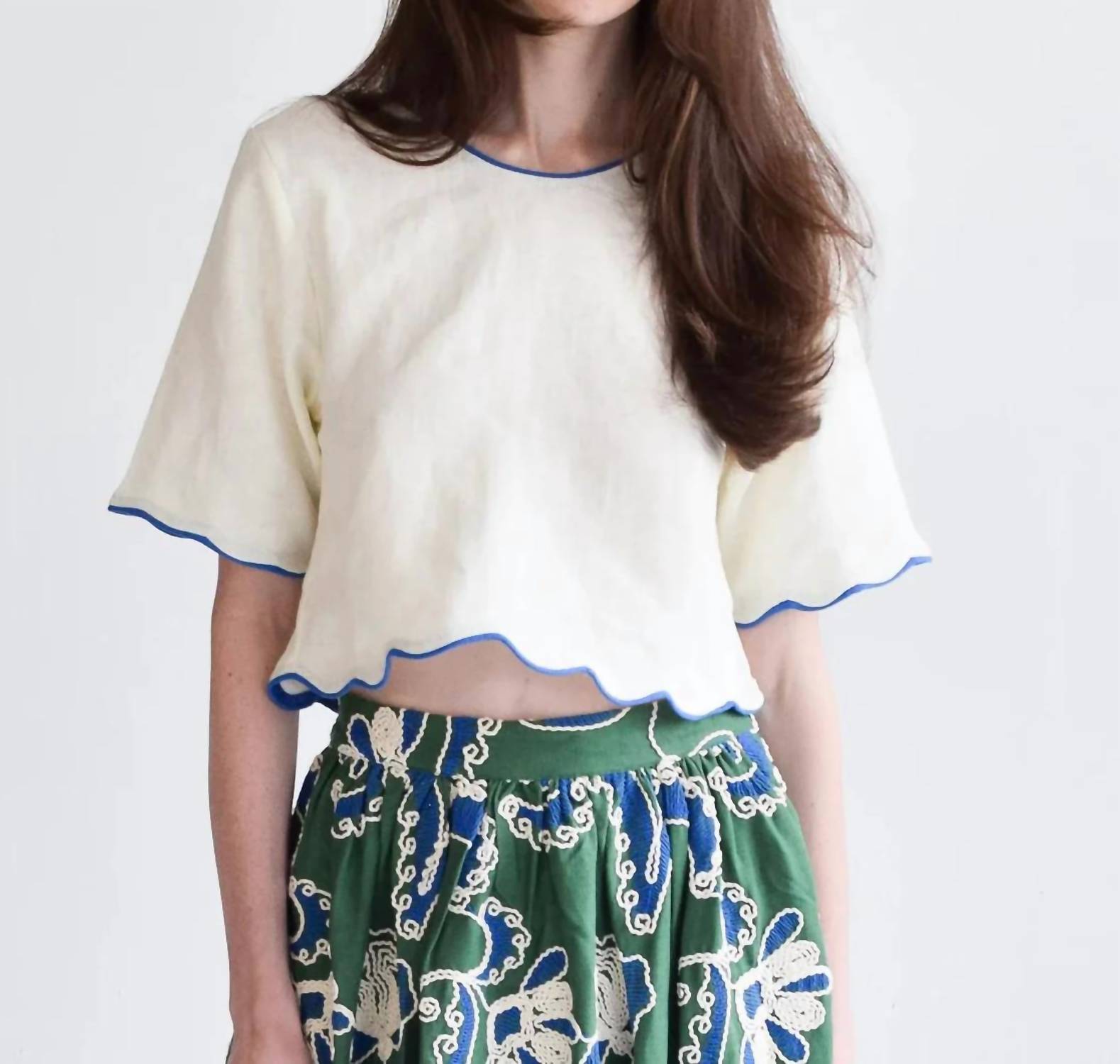 Never A Wallflower - Half Sleeve Scoop Neck Crop Top