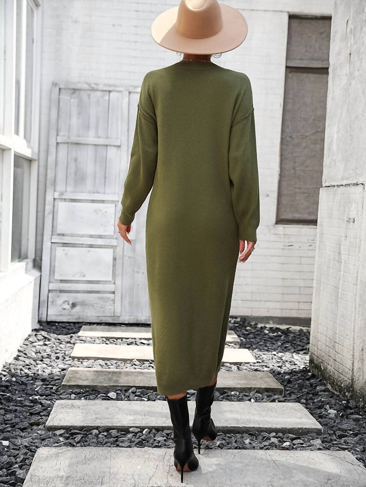 Sweetkama - Essential Knit Midi Dress