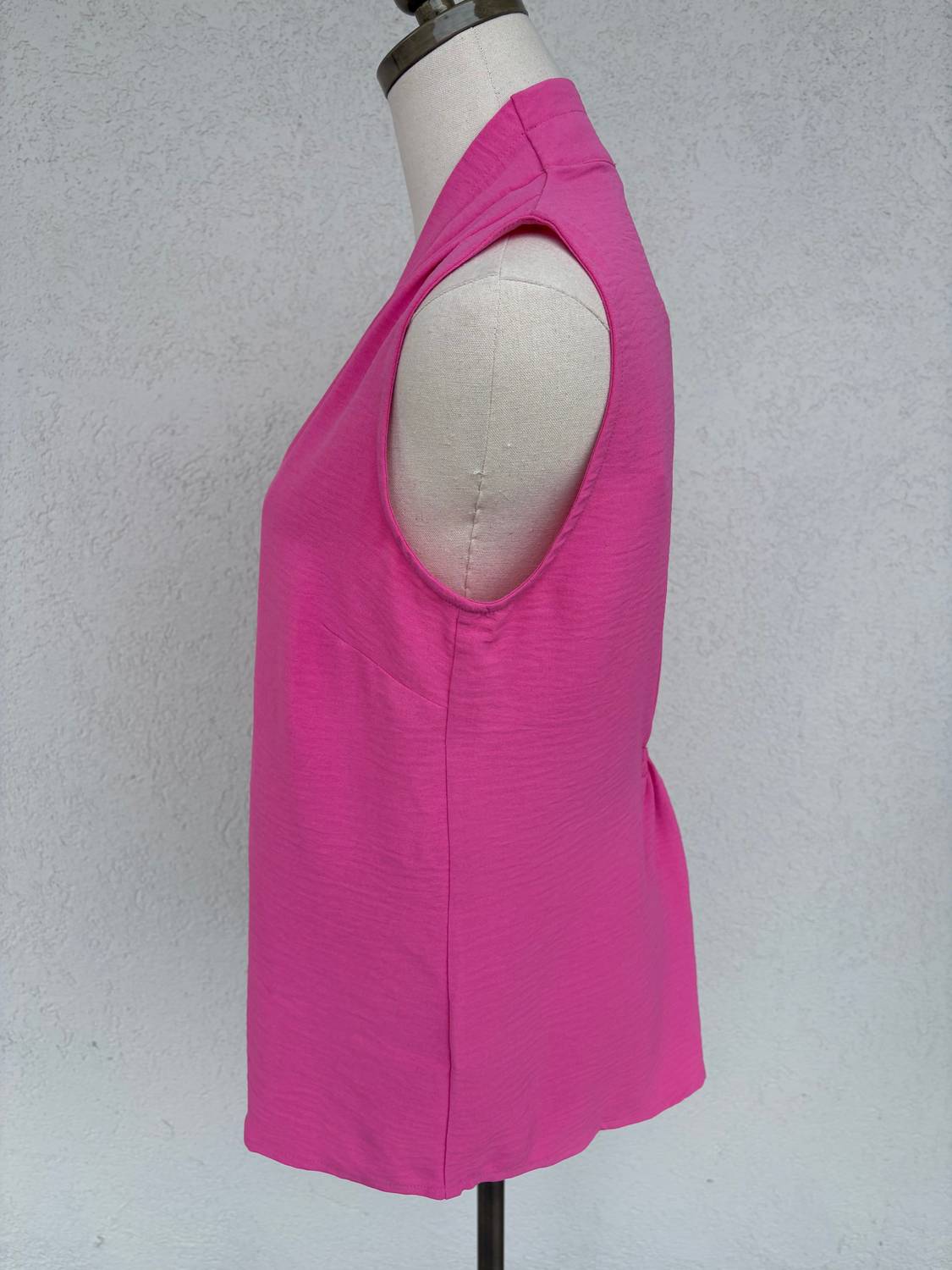 Renuar Women's Effortless Edge Top in azalea pink - women's blouse - detail view