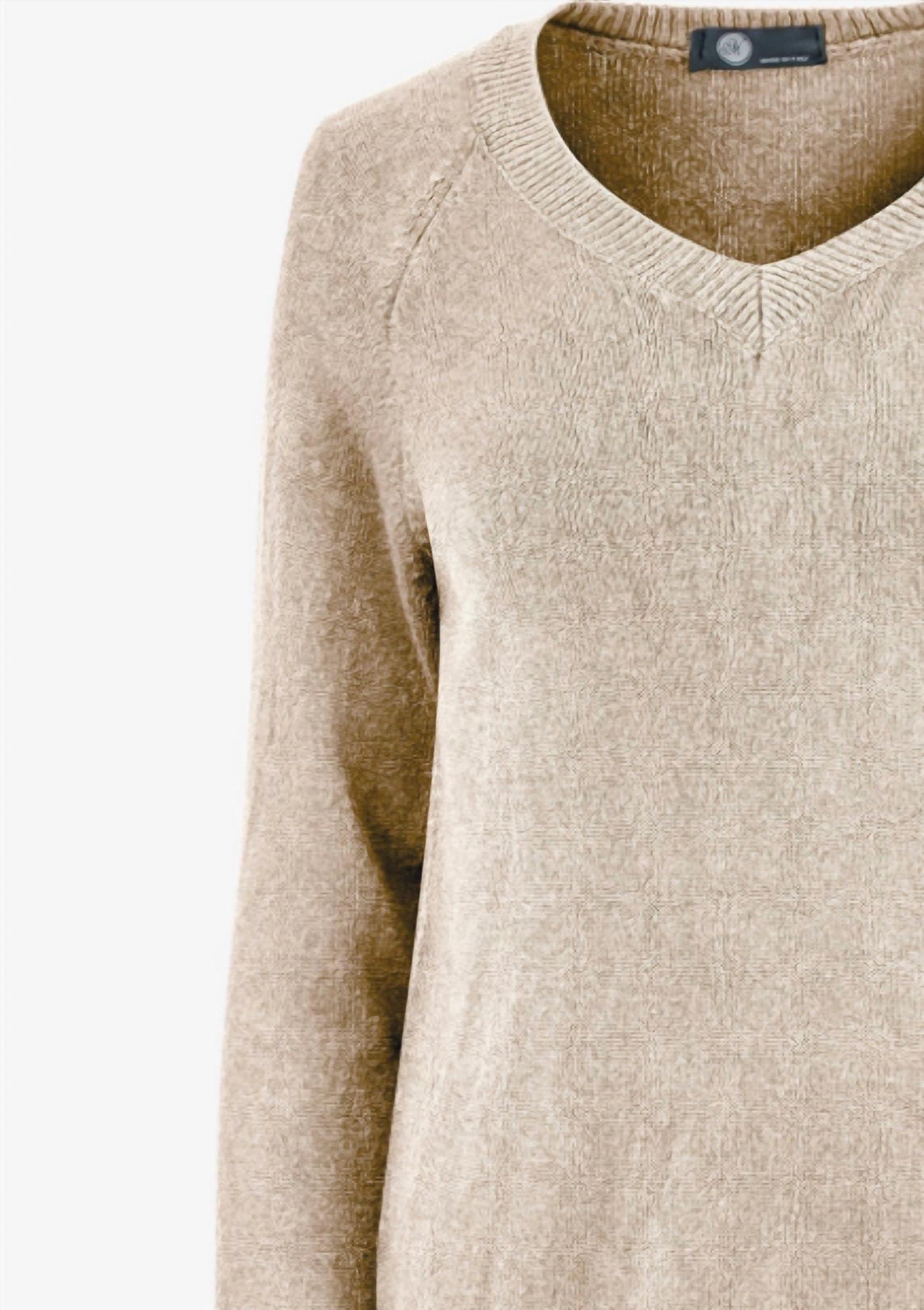 M Made In Italy - Women's V-neck Knit Sweater