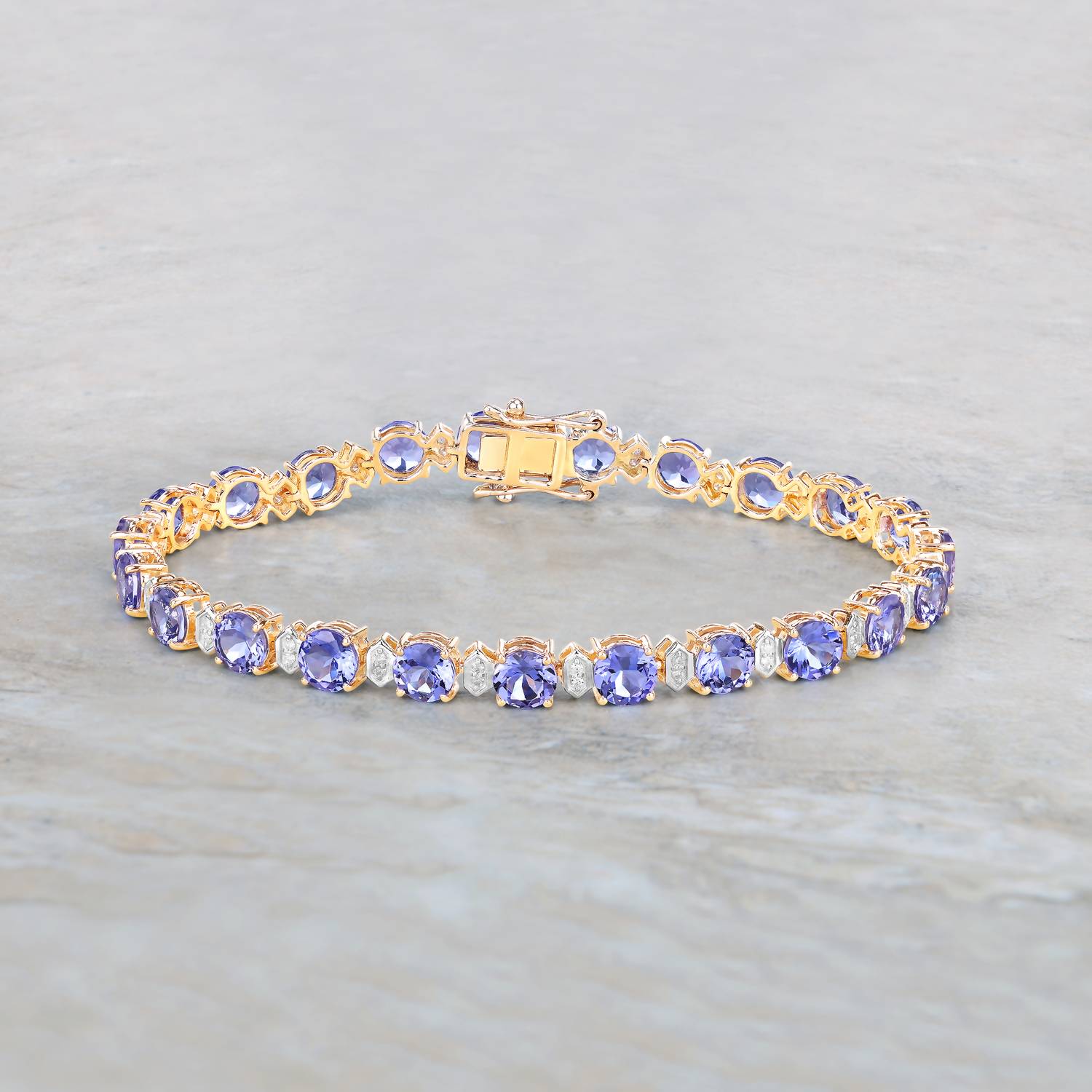 Diana M Jewels Women's Round Natural Tanzanite Bracelet (9.87 Ct) - Bold in 14k yellow gold - women's jewelry - detail view