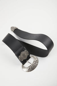 LEATHER BELT WITH METAL BUCKLE