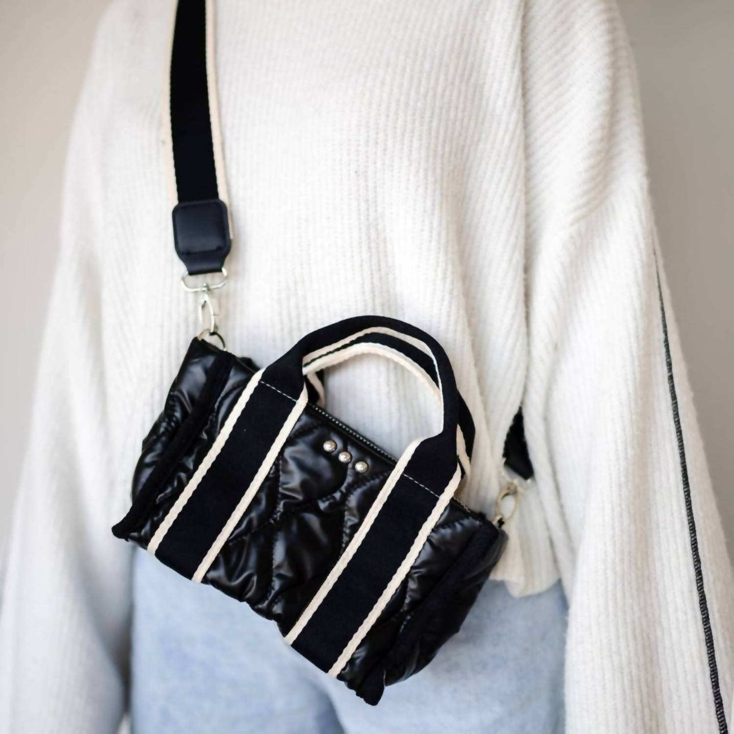 Pretty Simple - Women's Mini Quilted Crossbody Bag