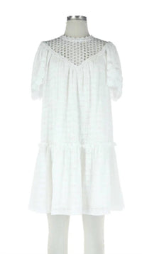 Current Air - SHORT SLEEVE LACE DRESS