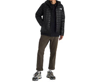 THE NORTH FACE Thermoball Hooded Jacket in black - men's jacket