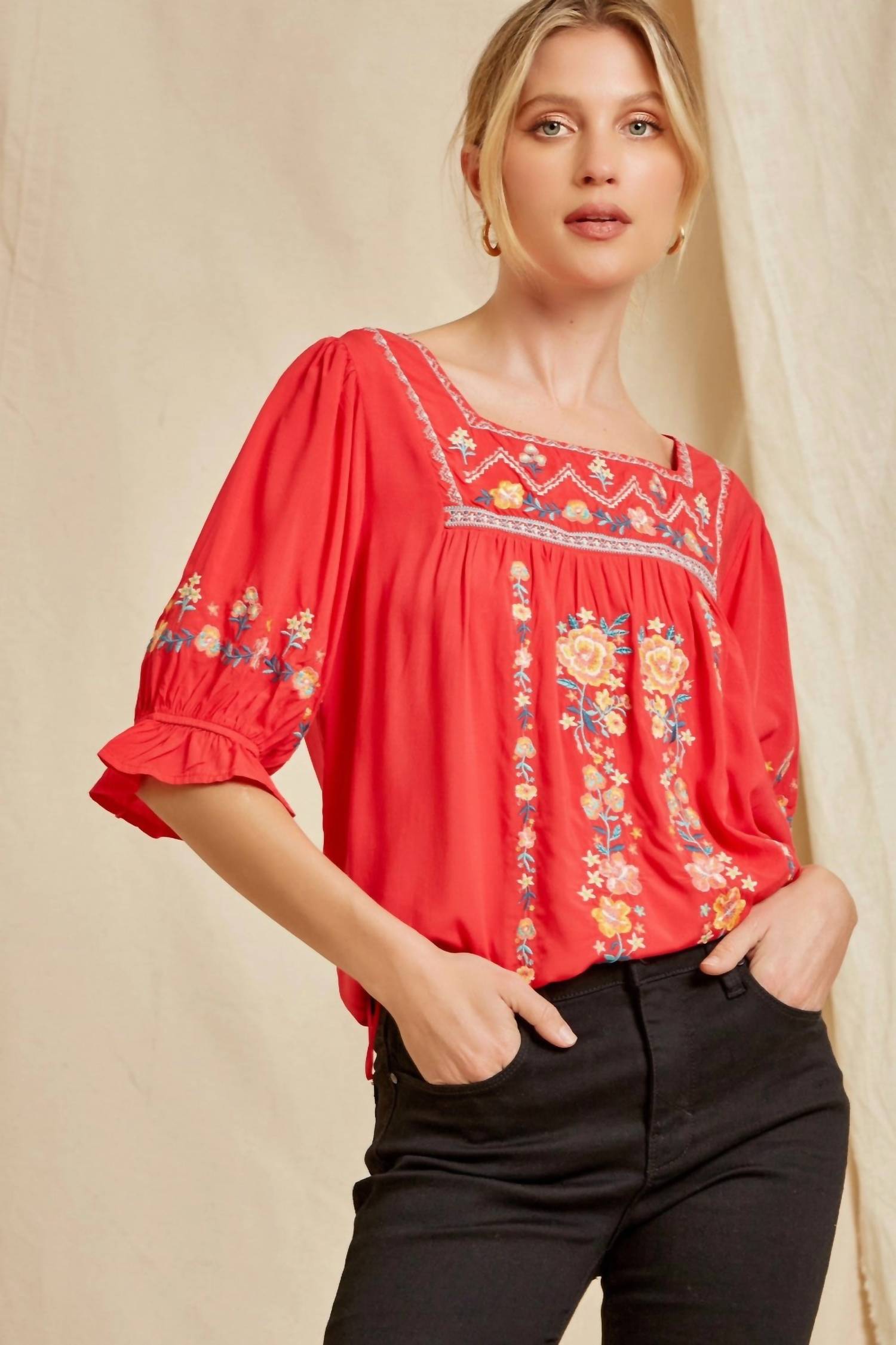 Andree By Unit - Embroidered Peasant Top