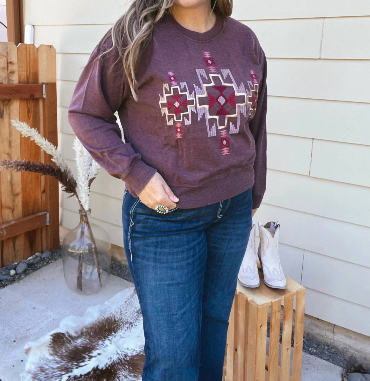 Ariat - Women's Aztec Larson Sweatshirt