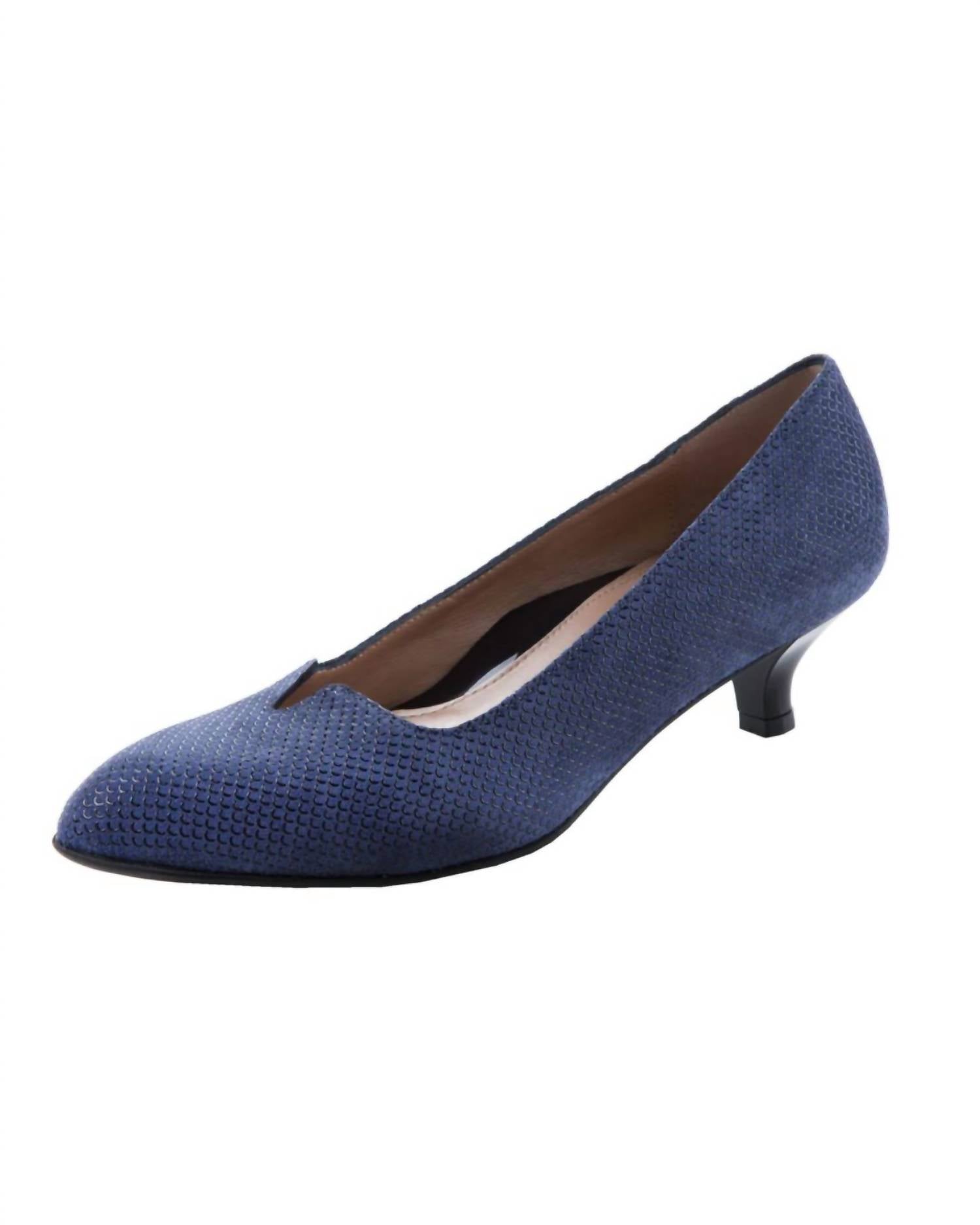 Beautifeel Women's Mystique Pumps in blue 3d scale suede - women's heels - detail view