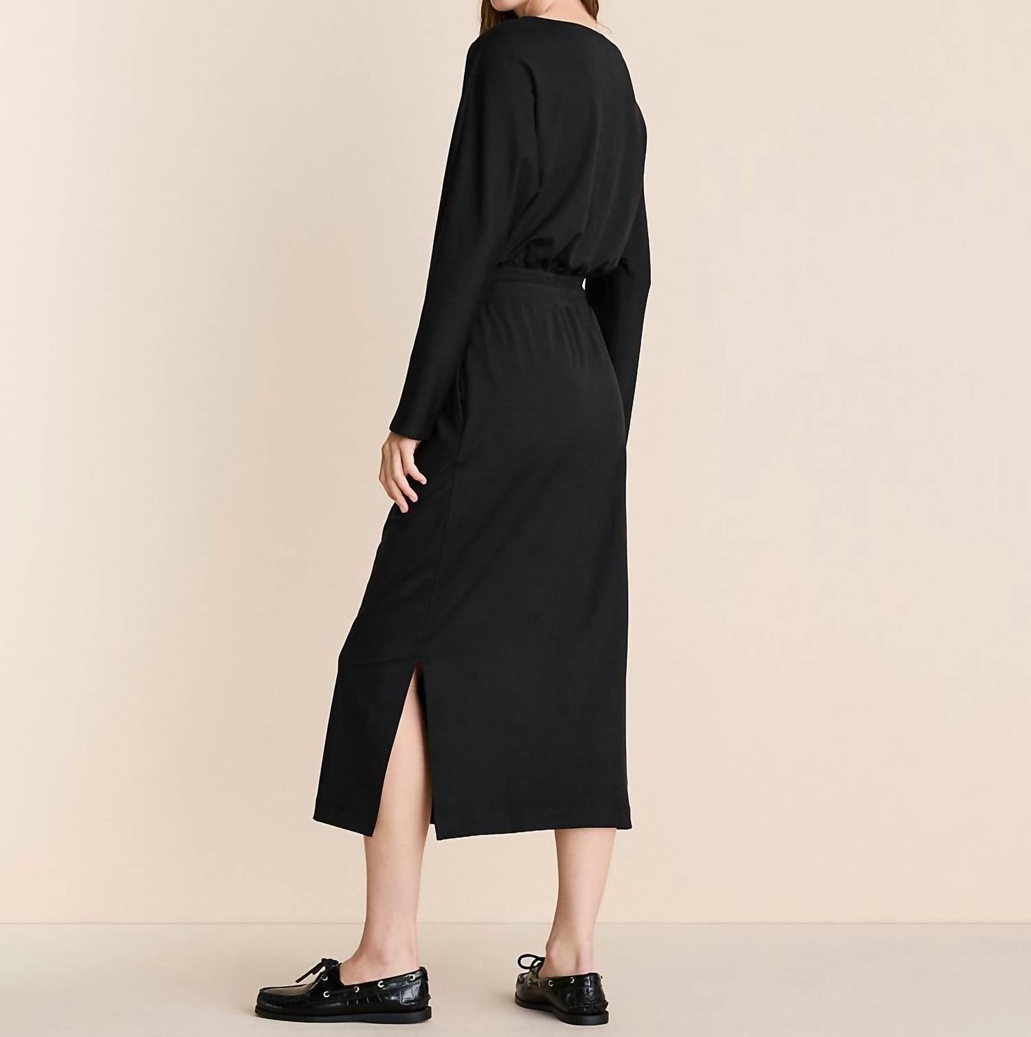 Lou & Grey - Boatneck Midi Pocket Dress