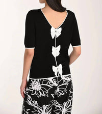 Frank Lyman - Brixton Ribbon Detailing V-neck Top