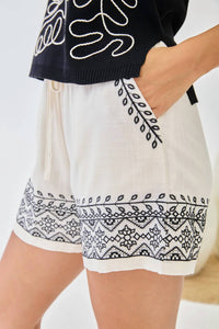 Nekane Nkn - Linen Embroidered Shorts