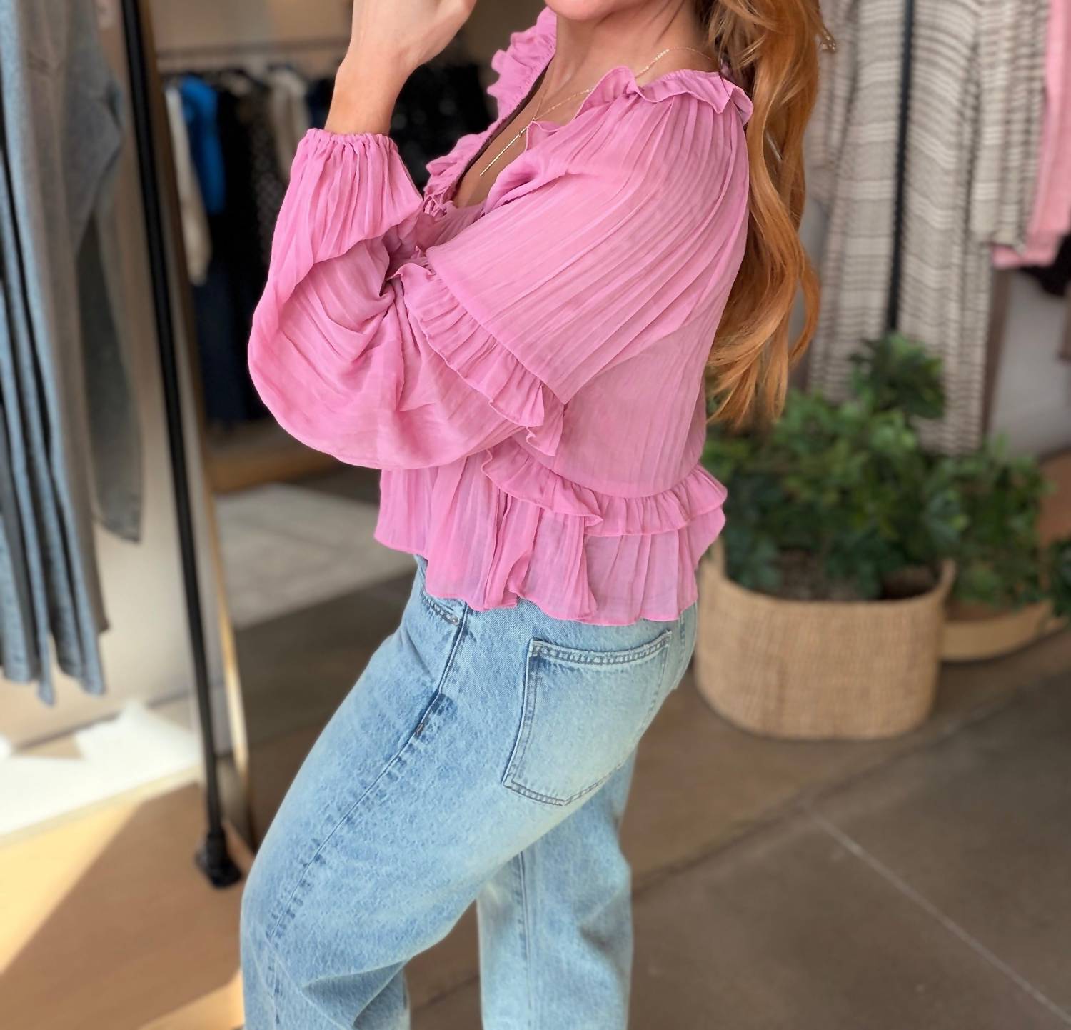 Le Lis - Ruffle Scoop Neck Top