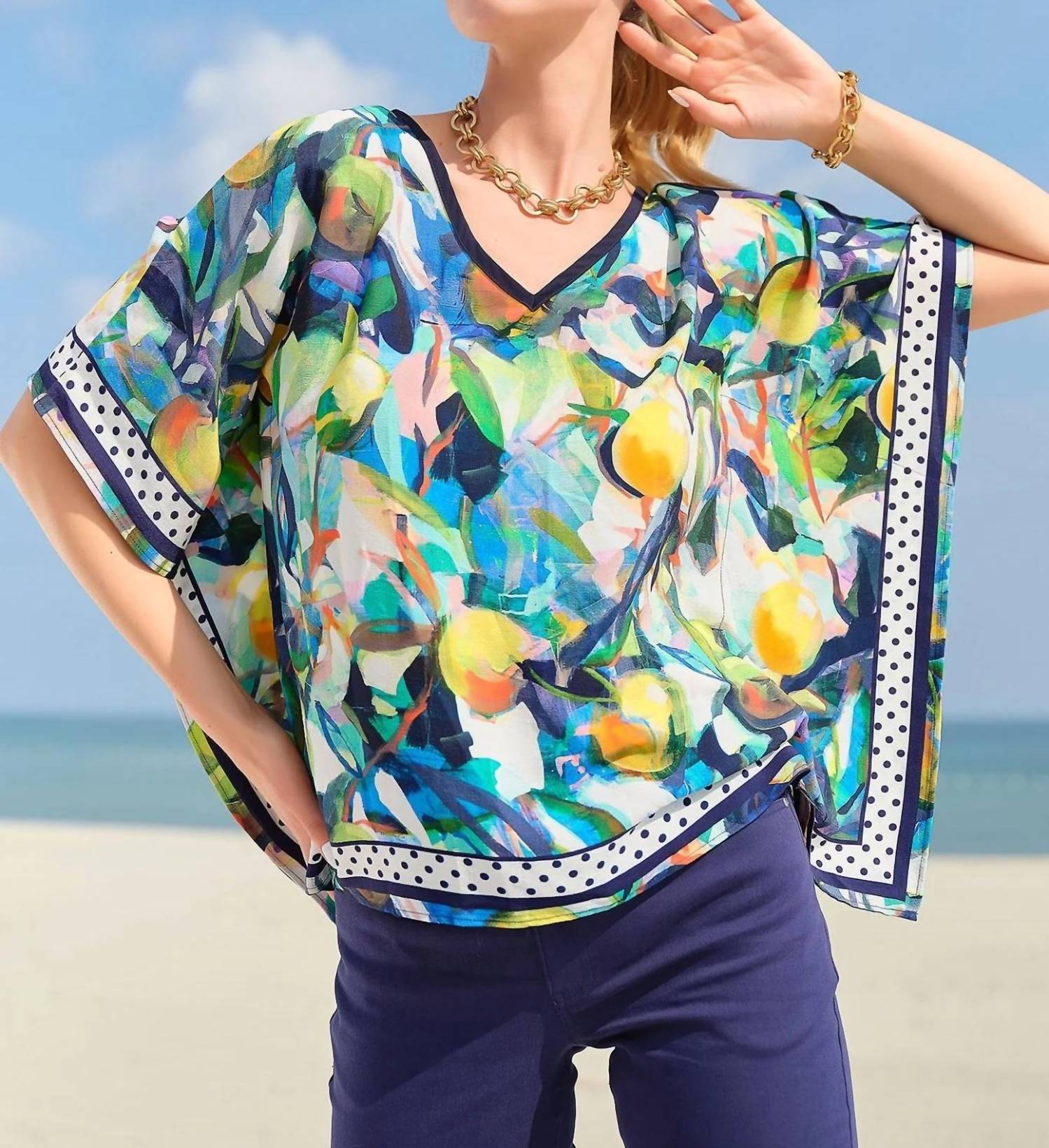 Dolcezza - V-neck Handerchief Top