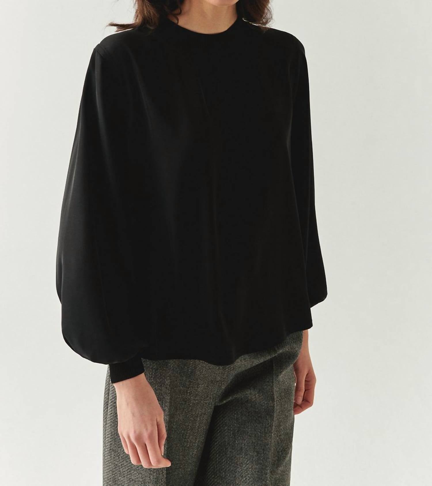 Exquise - Women's Joelle Long Sleeve High Neck Blouse
