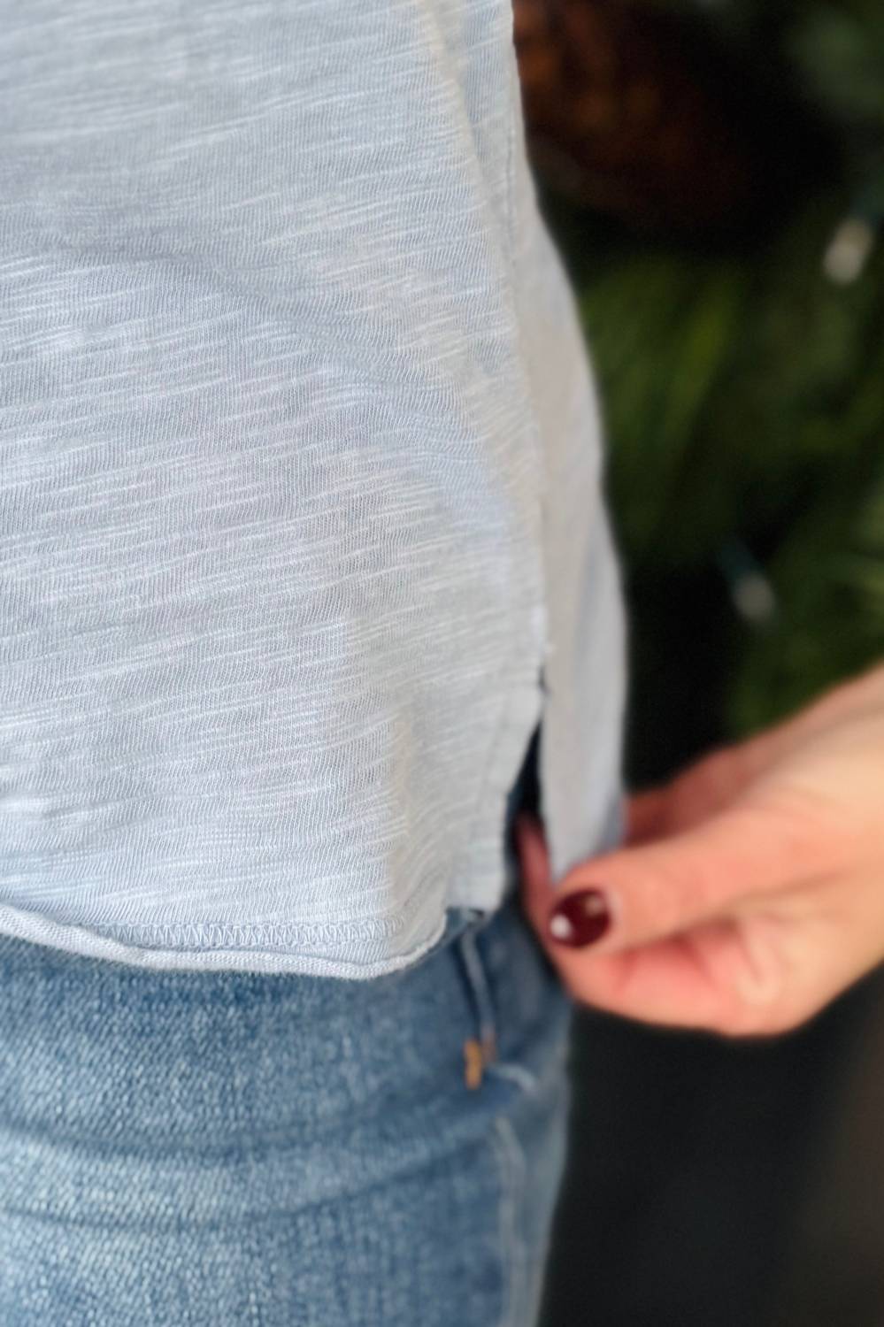 mododoc Short Sleeve Stem Hem Crew Tee in frost - women's t-shirt - detail view