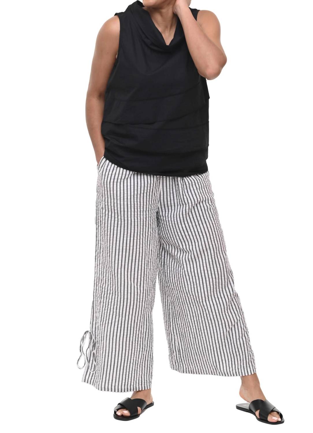 Tulip B - Women's Seersucker Wide-legged Pant
