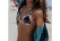 Soah - Women's Mia Triangle Bikini Top