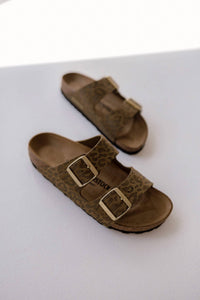 Birkenstock - Women's Arizona Sandal