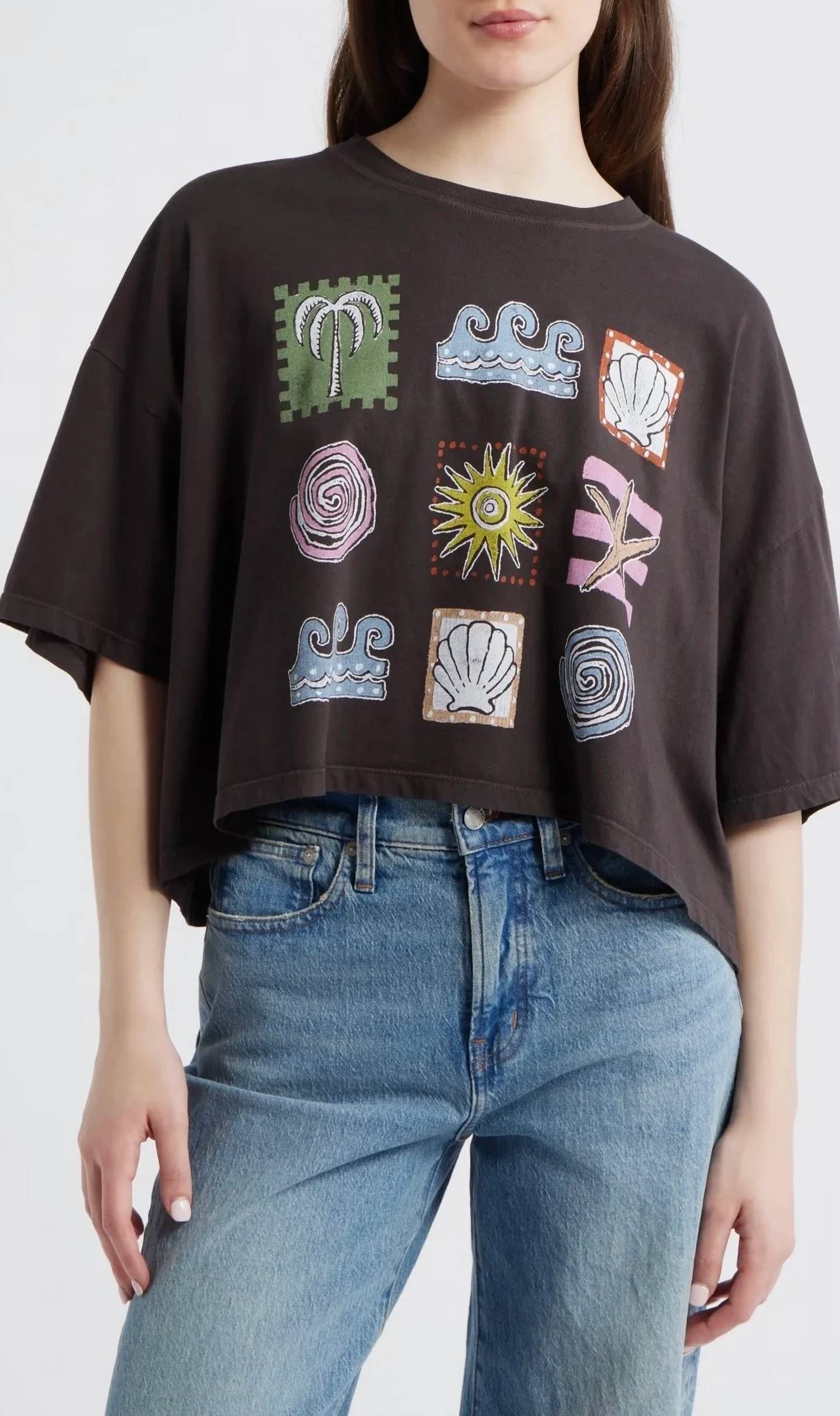 Daydreamer - Seaside Doodle Grid Cropped Oversized Tee