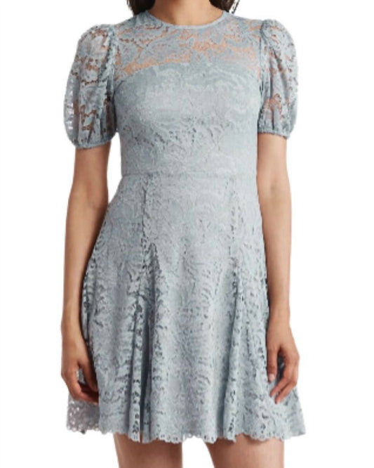 Vince Camuto - Lace Puff Sleeve Dress