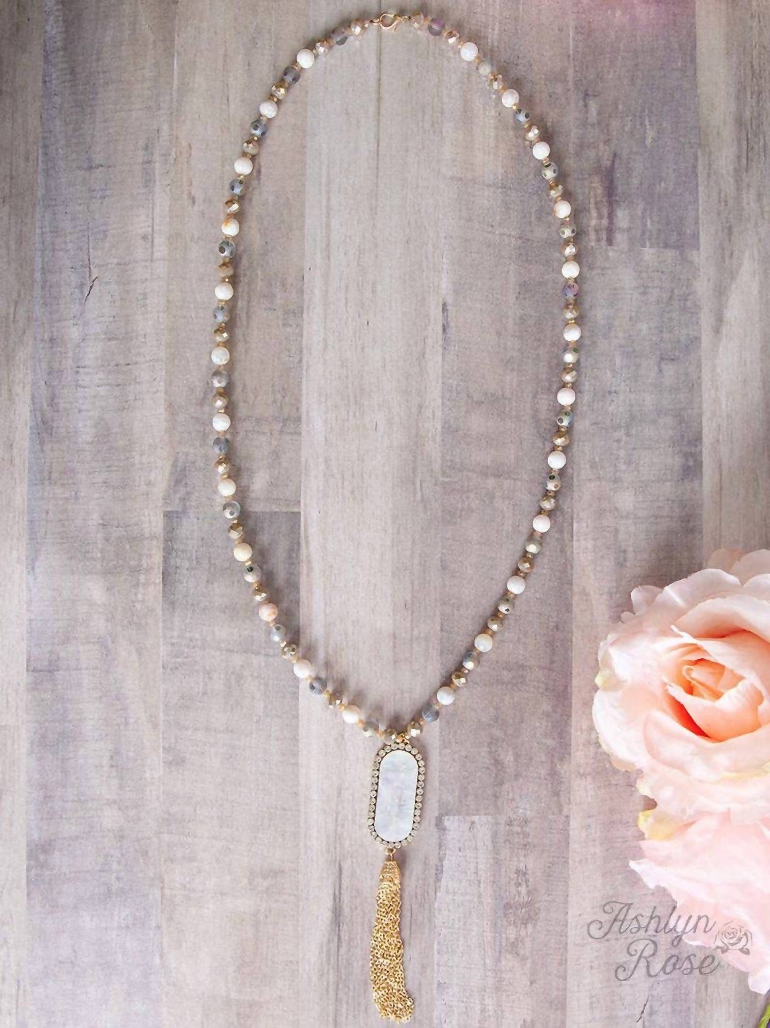 Southern Grace - Women's Oval Iridescent Pendant Necklace