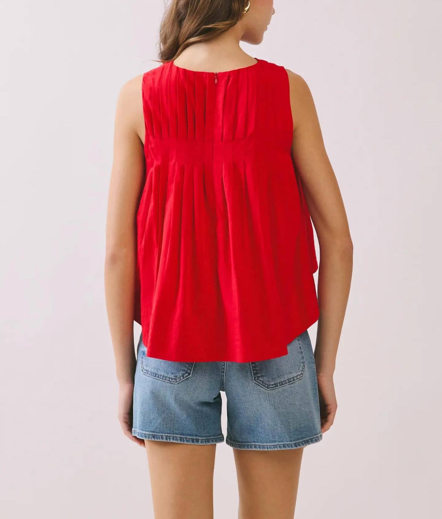 Tcec - Sleeveless Pleated Tank Top