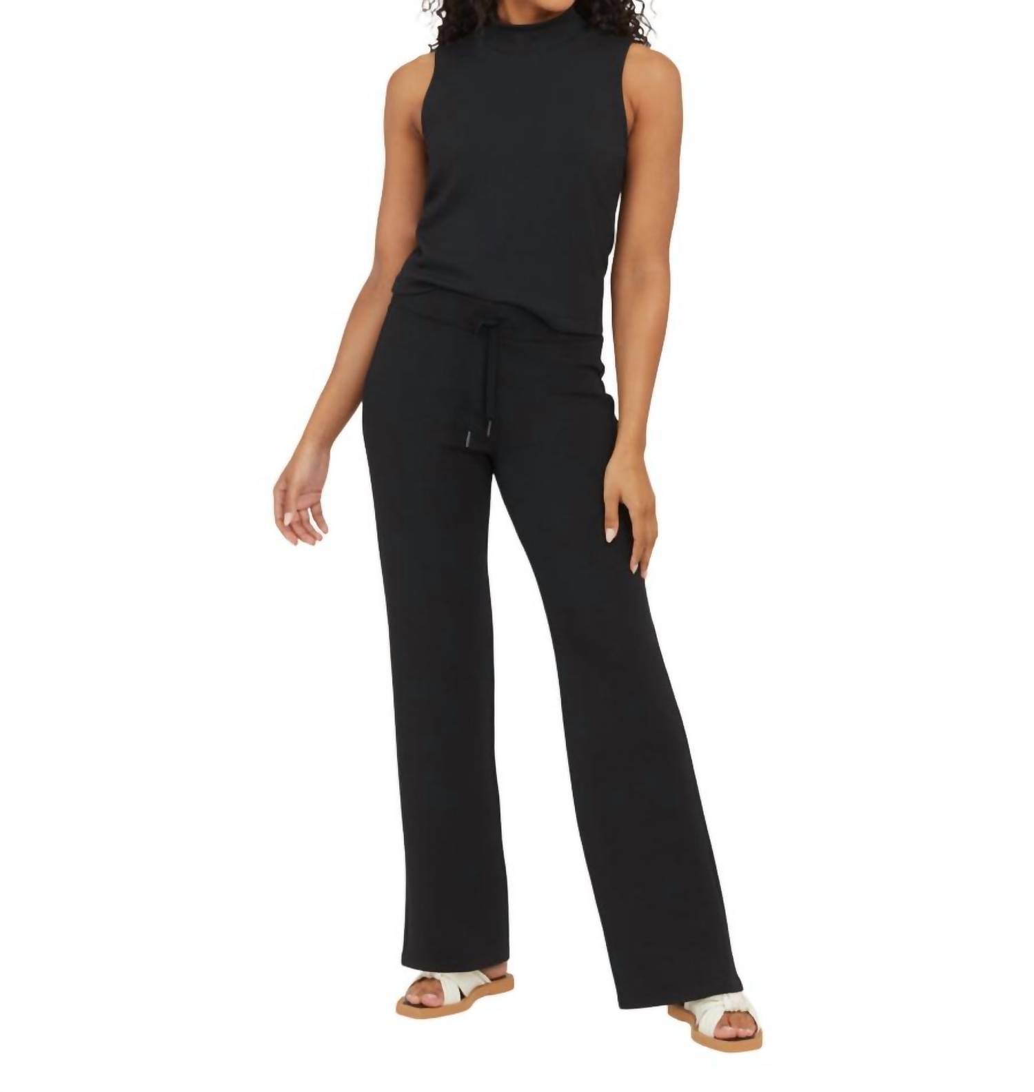 Spanx - Airessential Straight Pant