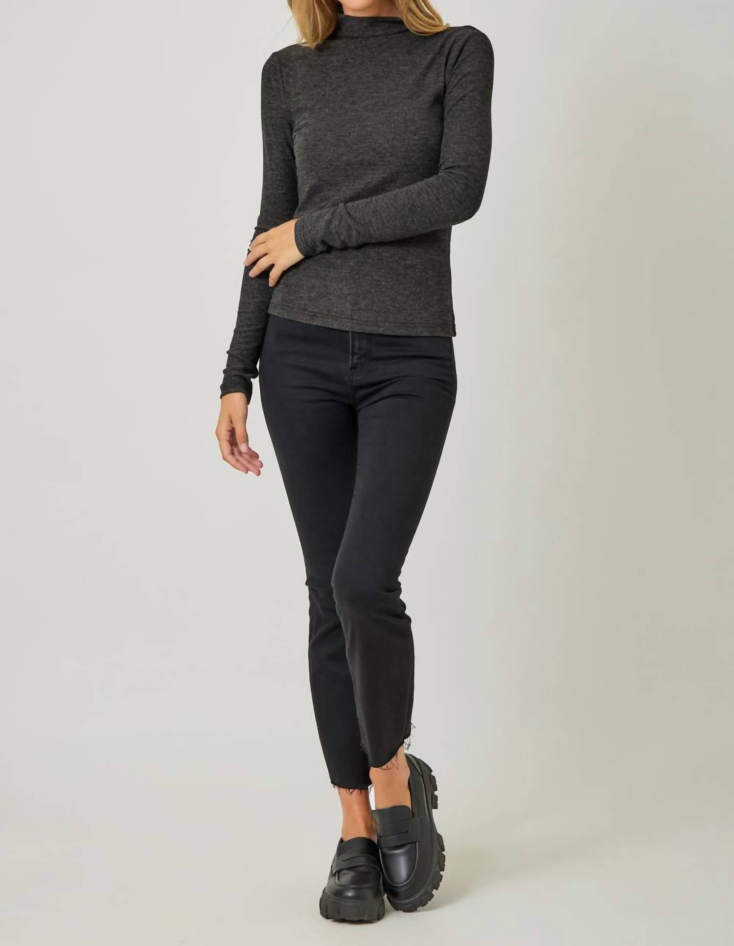 Mystree - Knit Mock Neck Long Sleeve Top