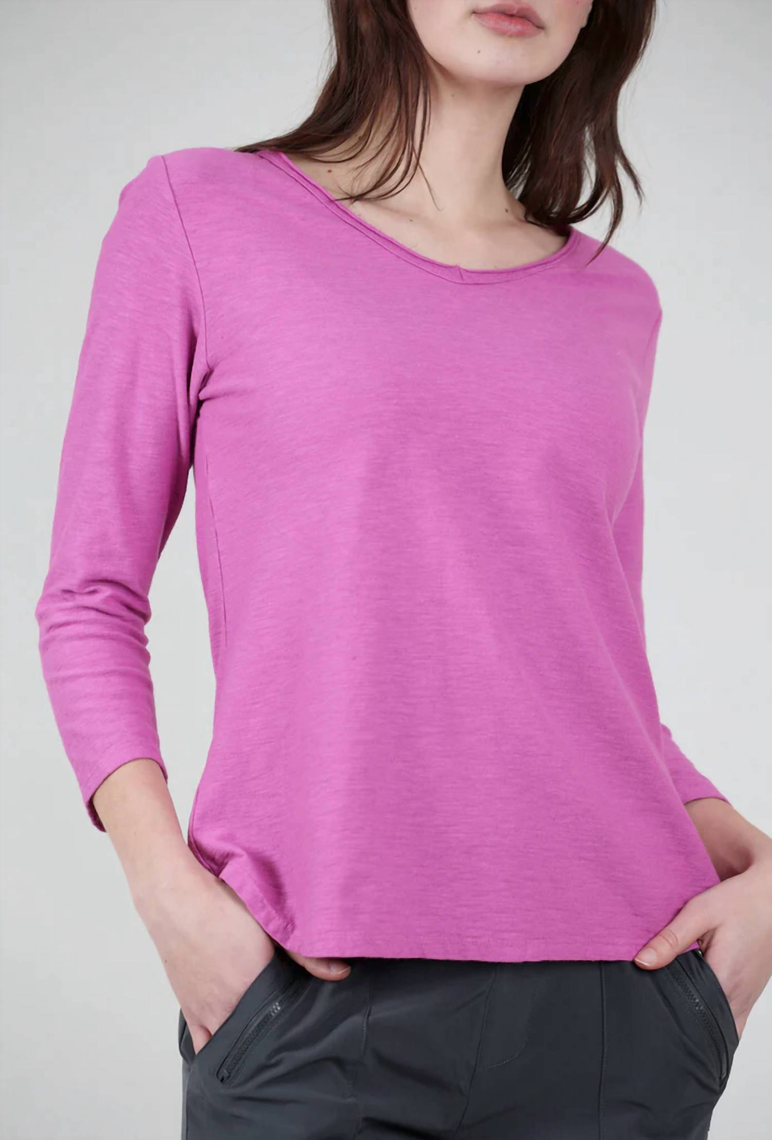 Cut Loose - 3/4-Sleeve V-Tee, Cosmo