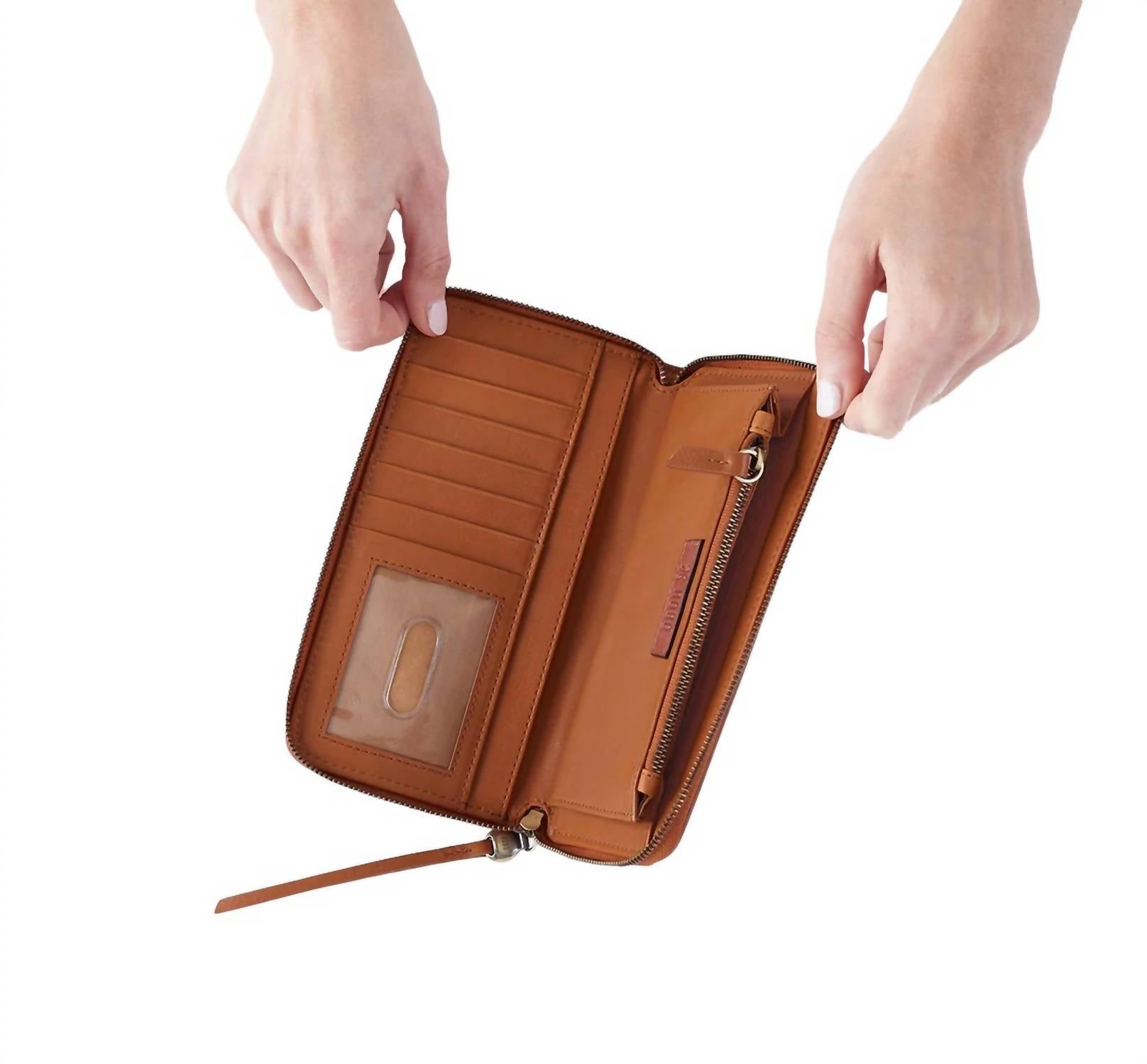 Hobo - WOMEN'S NILA LARGE ZIP AROUND WALLET