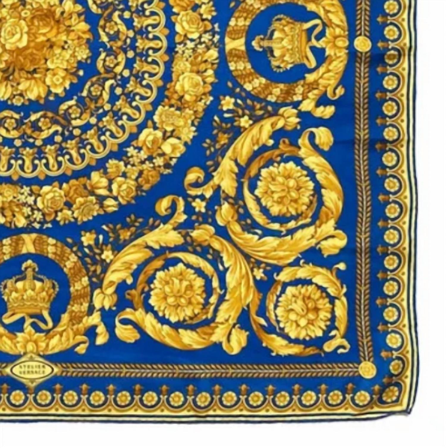 Versace - Women's Baroque-inspired Silk Scarf