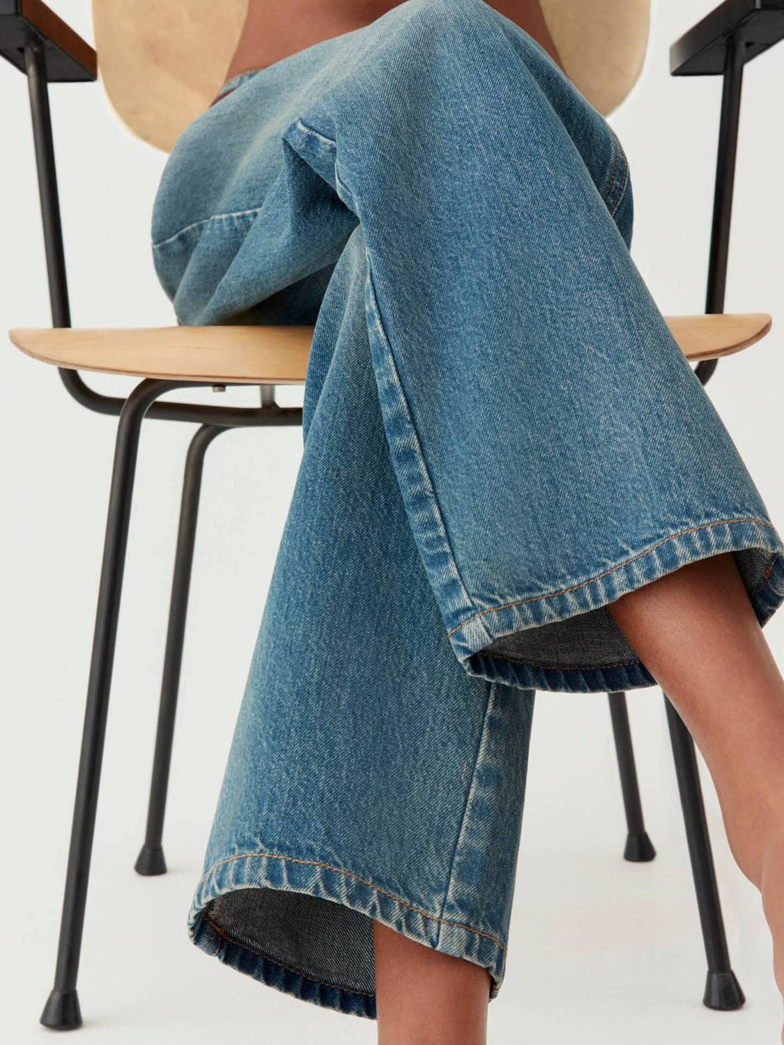 Victoria Beckham - Bernie Relaxed Jean