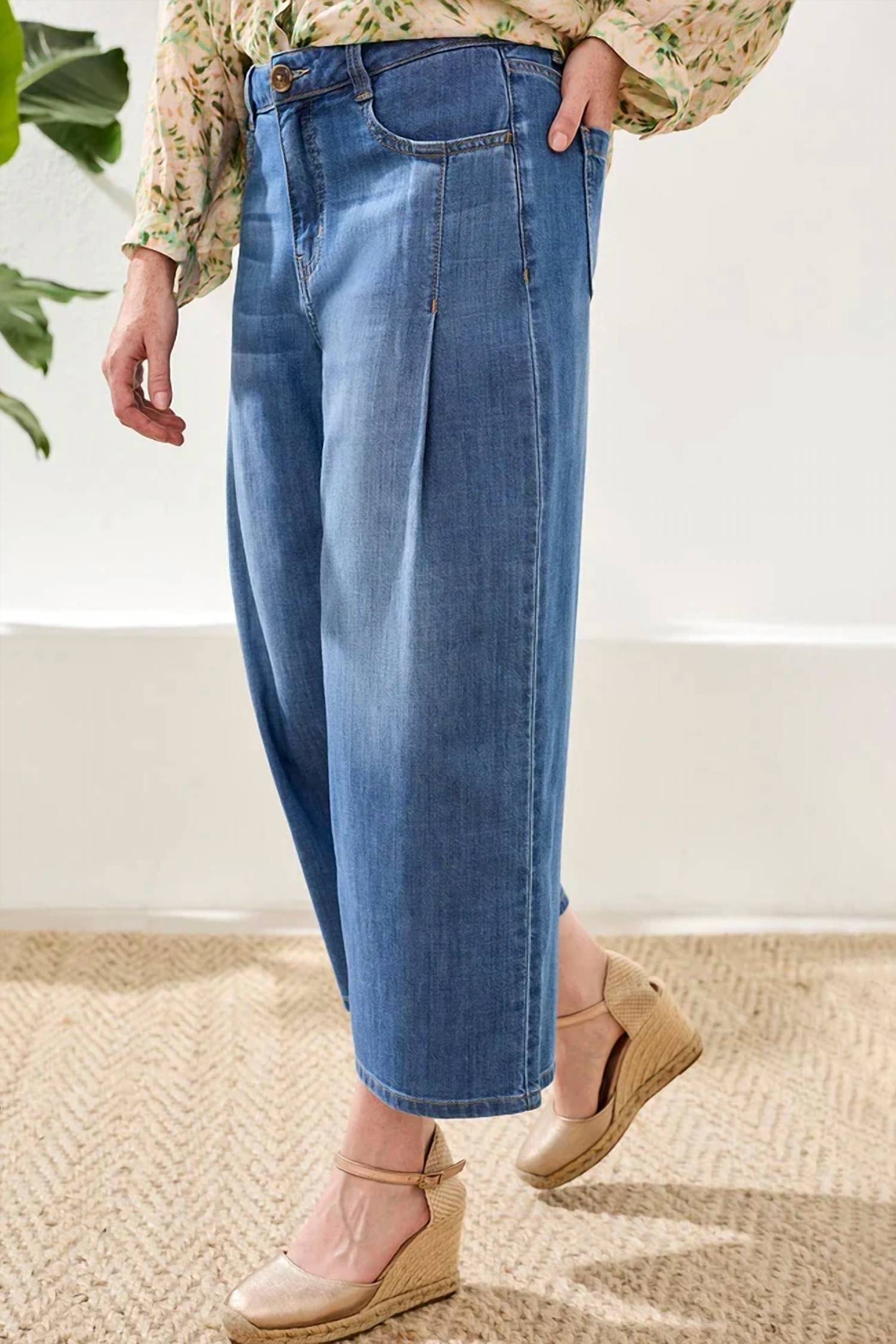Tribal - Audrey Crop Jean