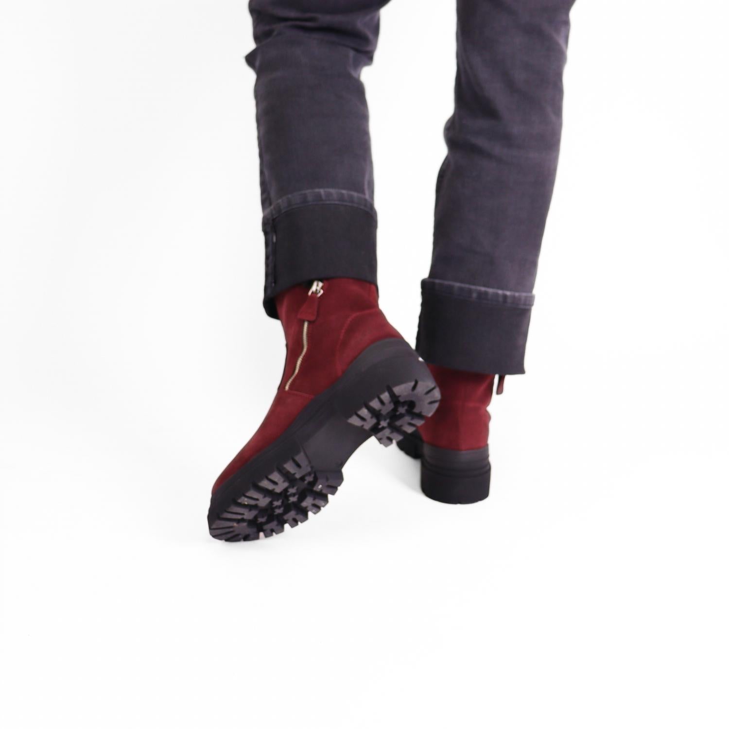 Bos. & Co. Women's Rocky Boots in mulberry black - women's shoe - view 10