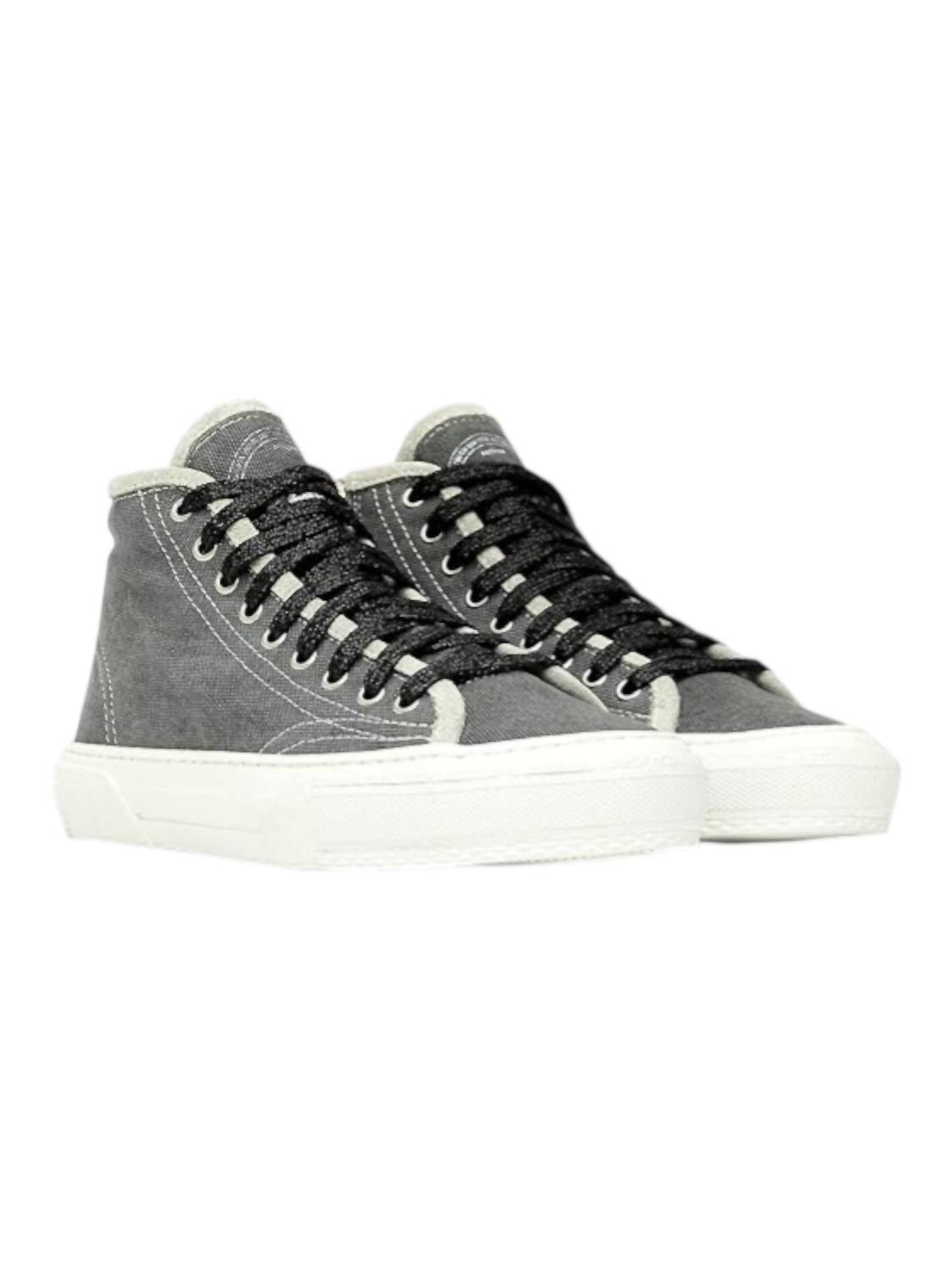 P448 - Women's Sally W Sneakers