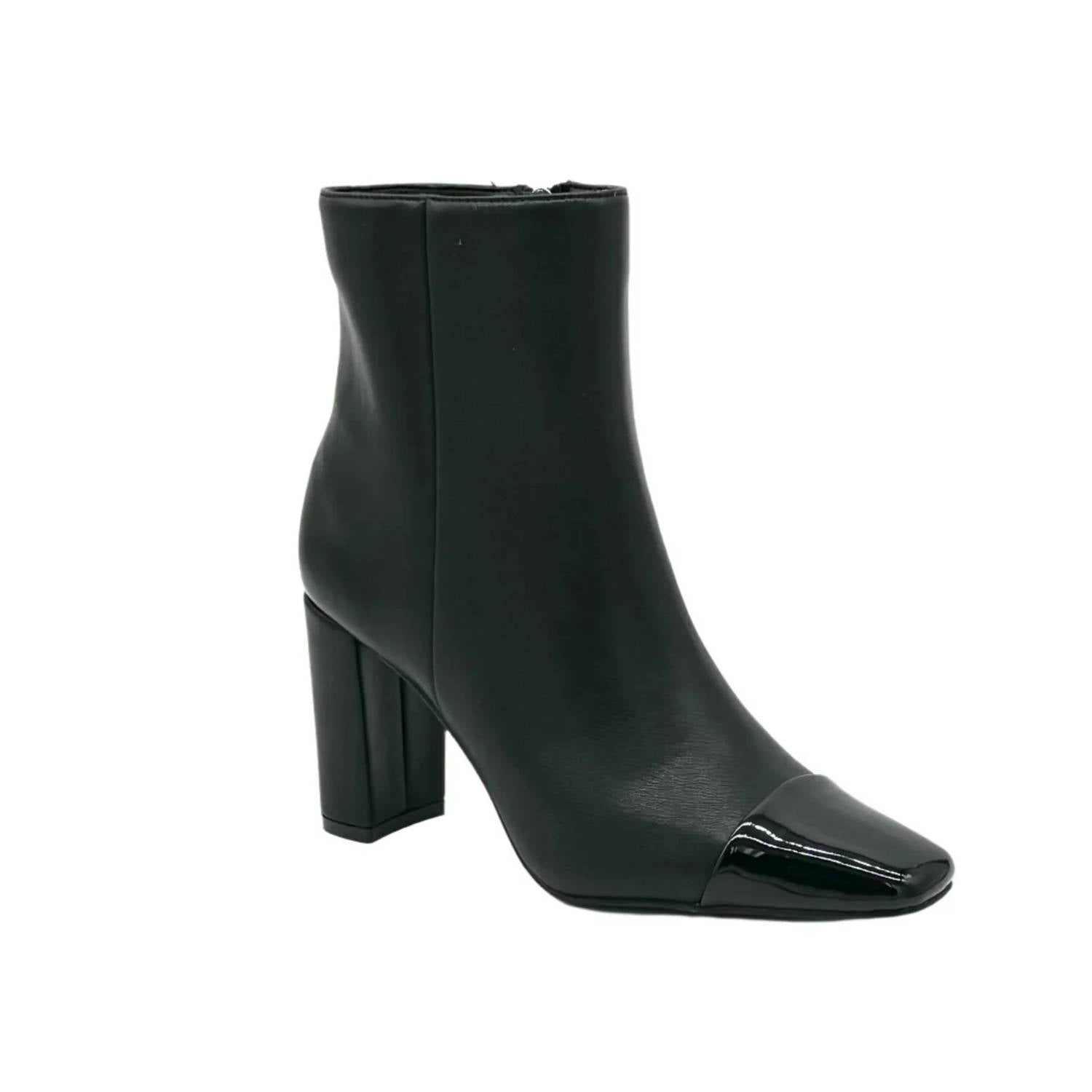 Exe - Women's Patent Toe Boot