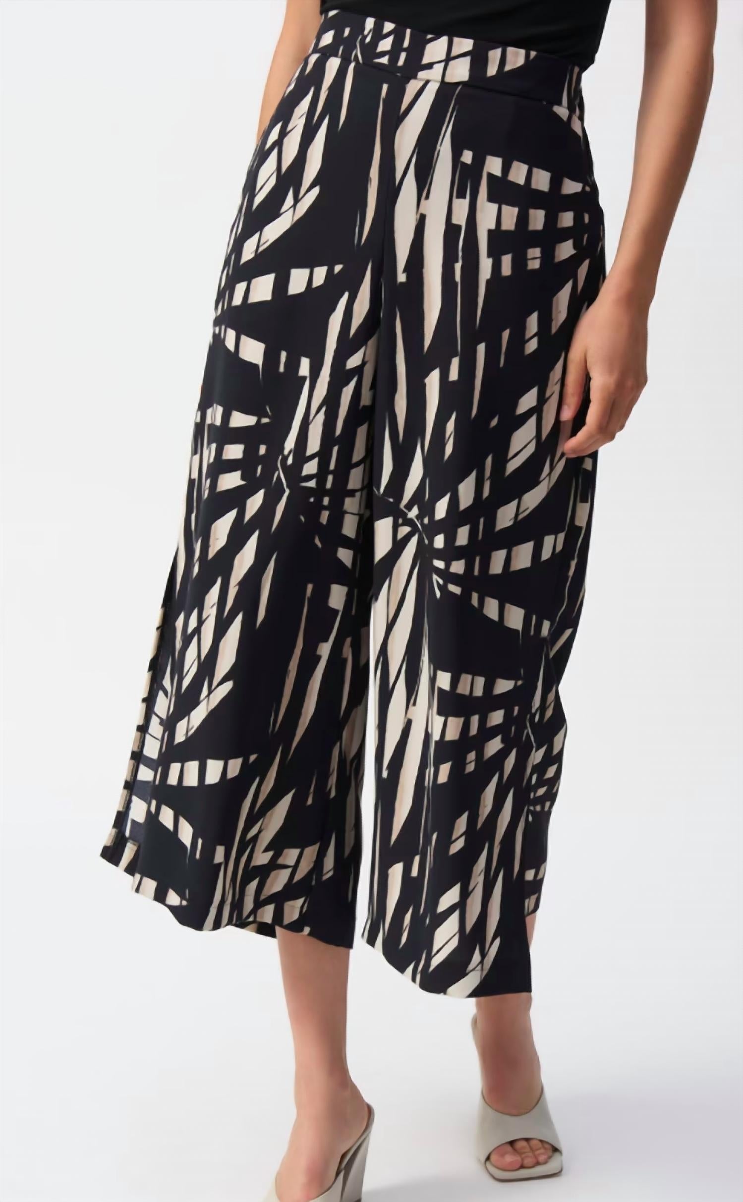 Joseph Ribkoff - Woven Tropical Print Culotte Pant