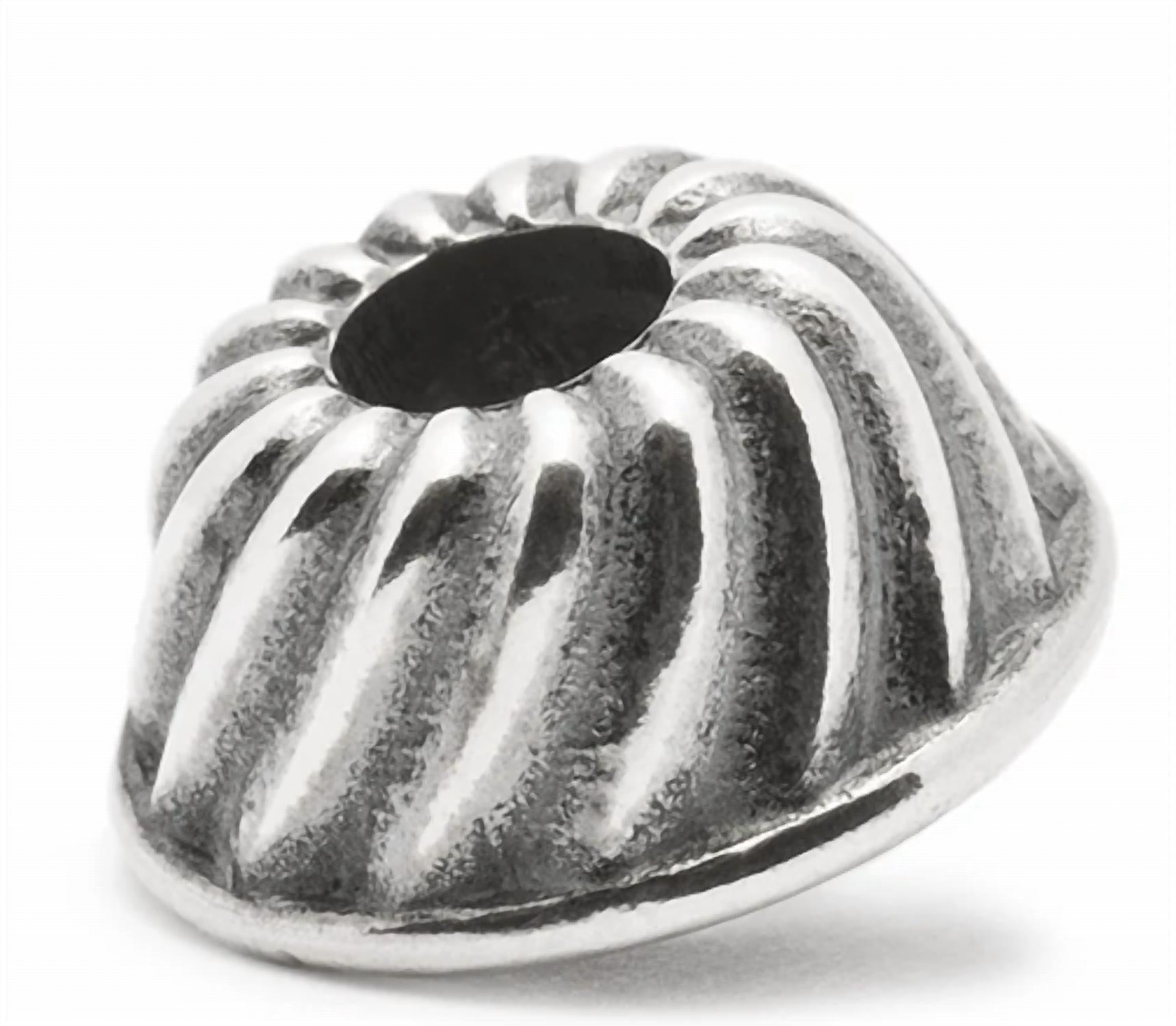 Trollbeads Women's Cake Form Bead Charm in silver - women's accessory