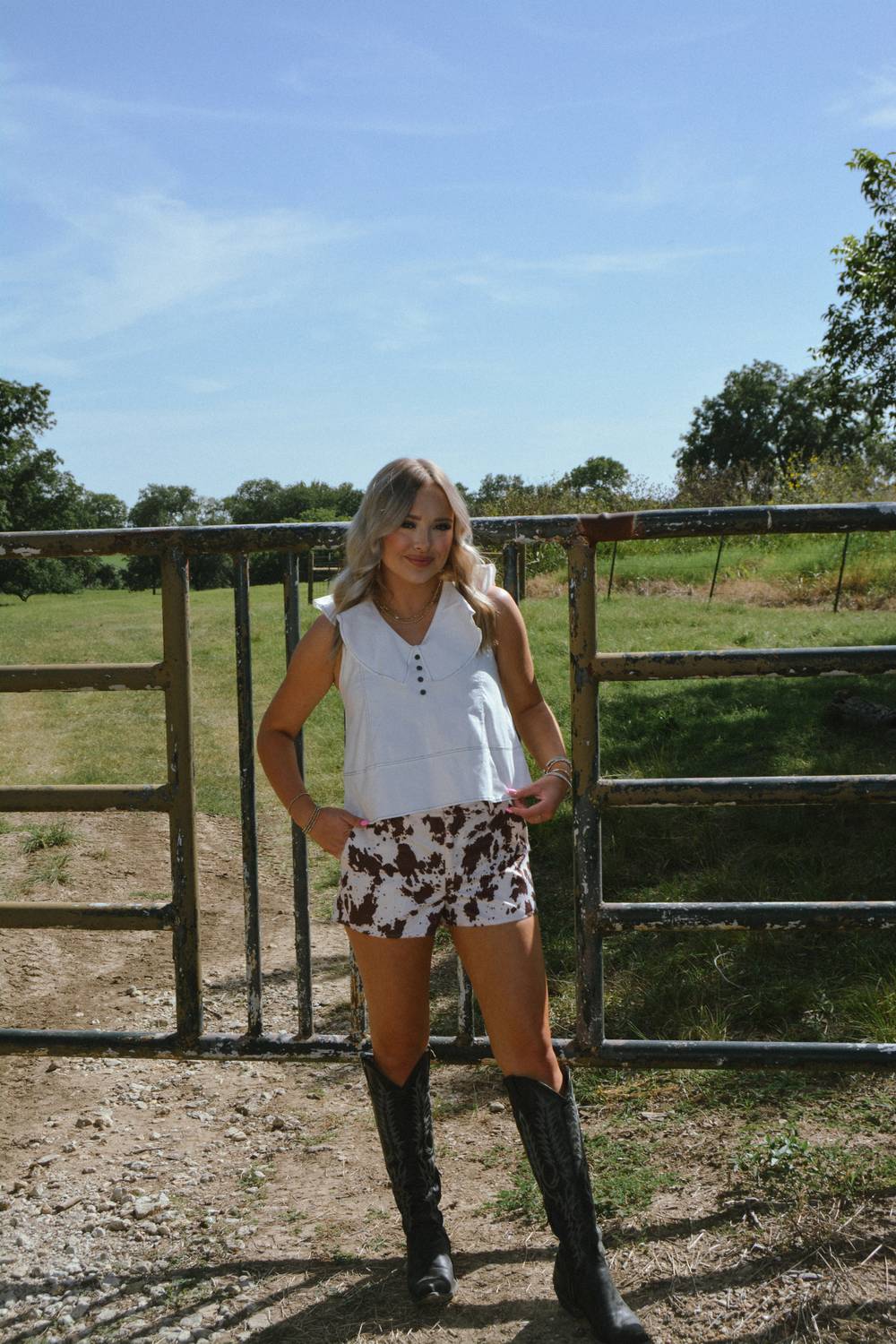 Le Lis - Spotted Shorts