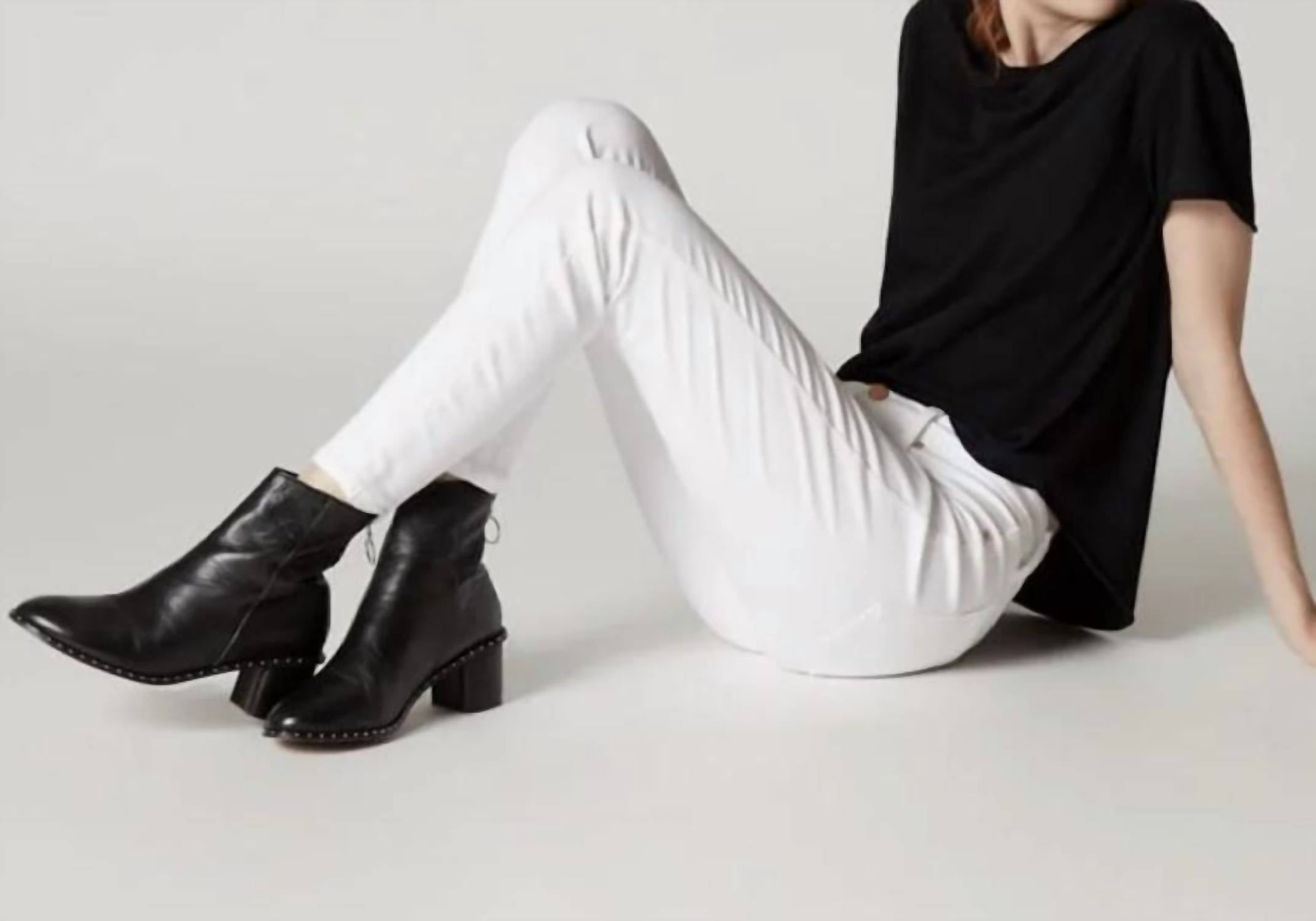 Blanknyc - Low Rise Skinny Jeans
