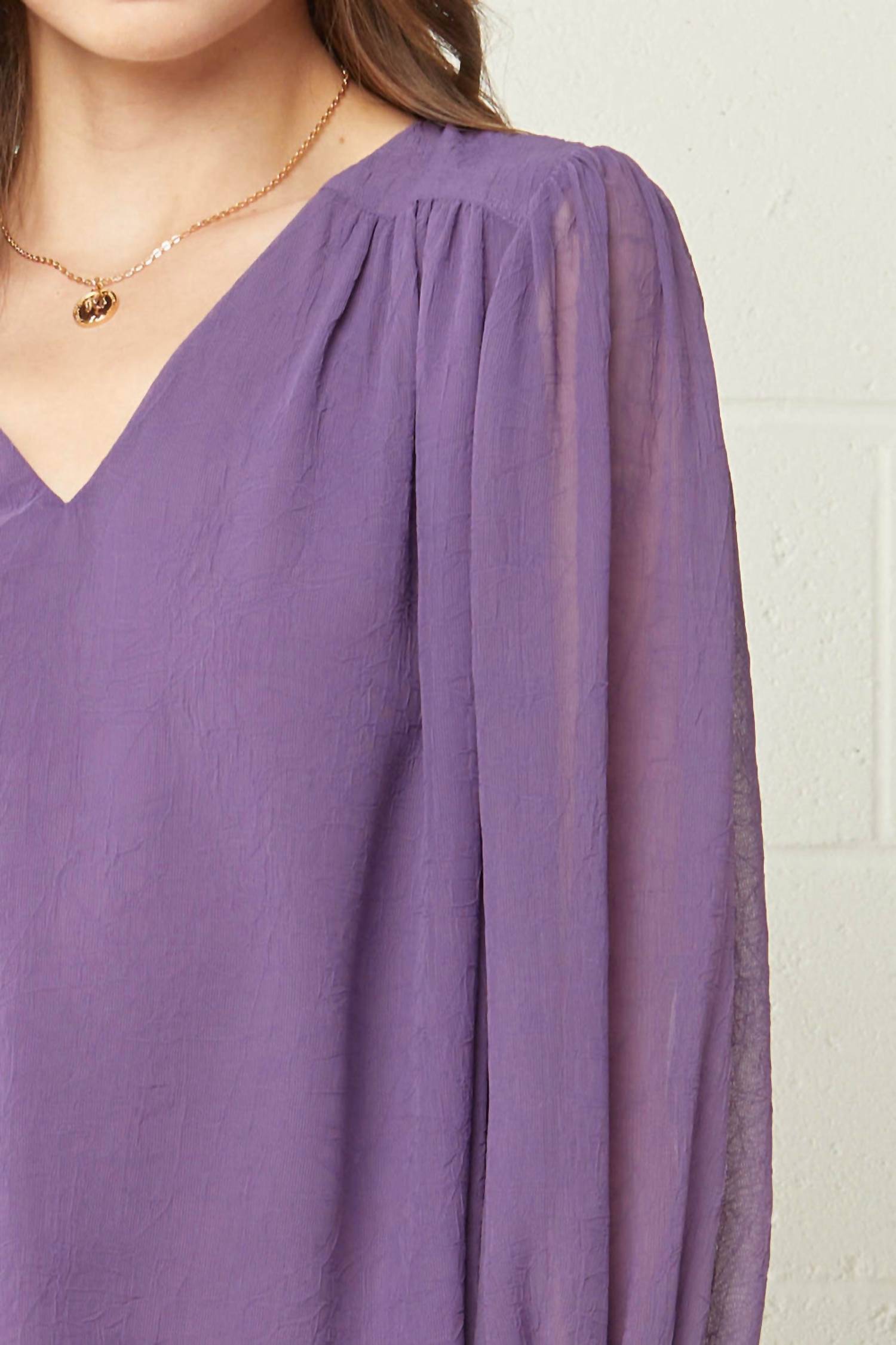 Entro - Textured V-neck Top