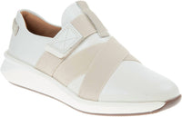 Clarks - Women's Un Rio Strap Sneakers