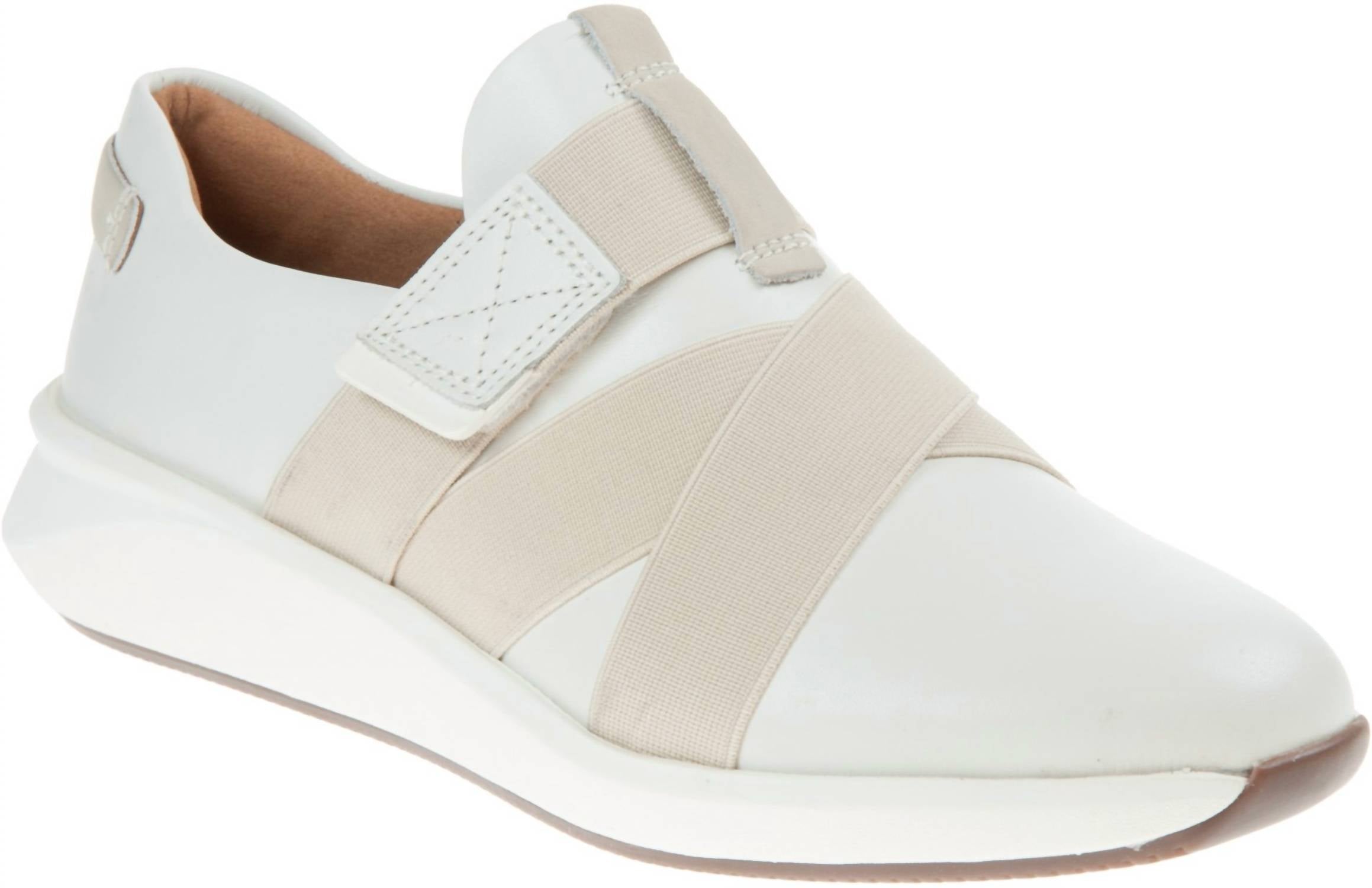 Clarks - Women's Un Rio Strap Sneakers