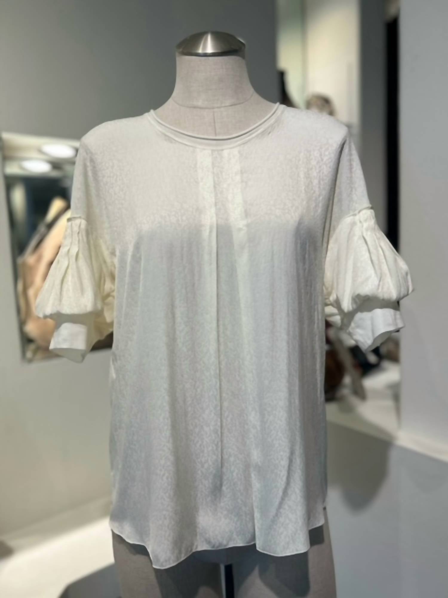 PUFF SLEEVE TOP