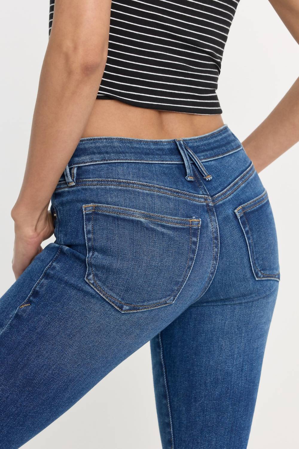 Good American - Good Low Rise Slim Bootcut Jeans