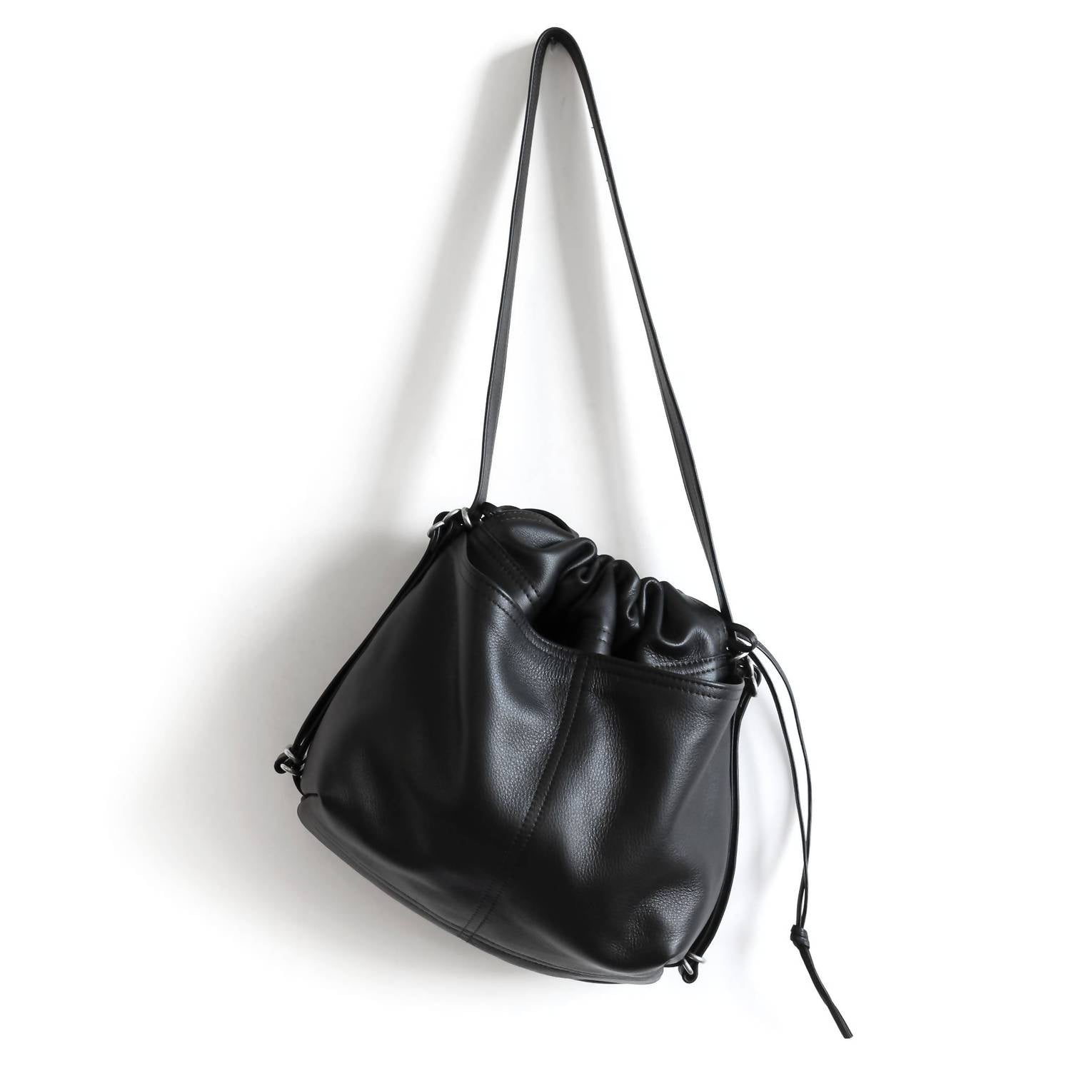 Rough & Tumble - The Borough Bucket Bag