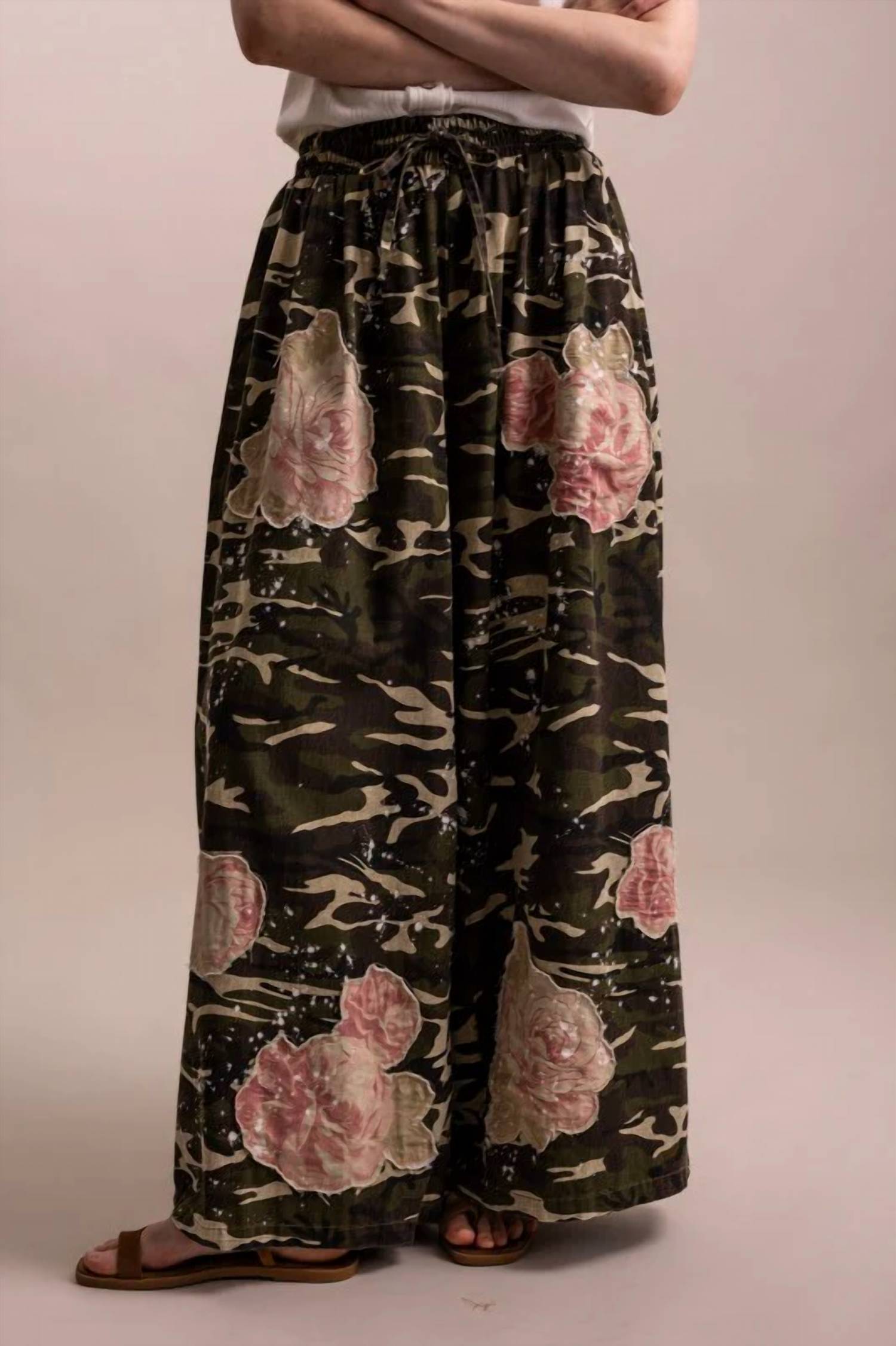 Blue Velvet - Flower Patchwork Elastic Waist Wide Leg Camo Pants